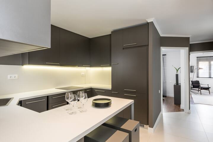 Executive 2 bdr Suite in Plaka – Acropolis view gallery image 4