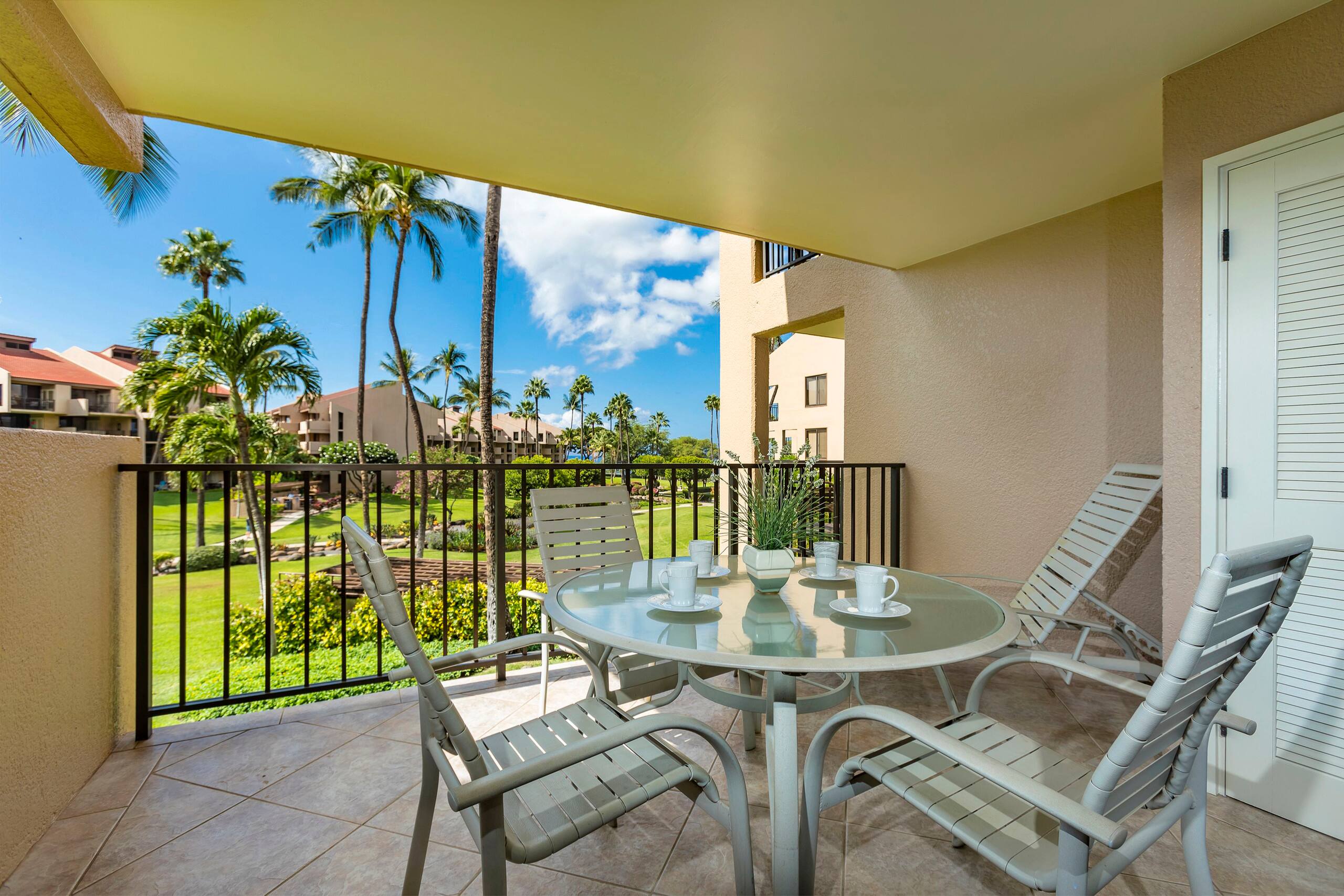 Condo in Kihei · ★4.67 · 1 bedroom · 2 beds · 2 baths - Image 5
