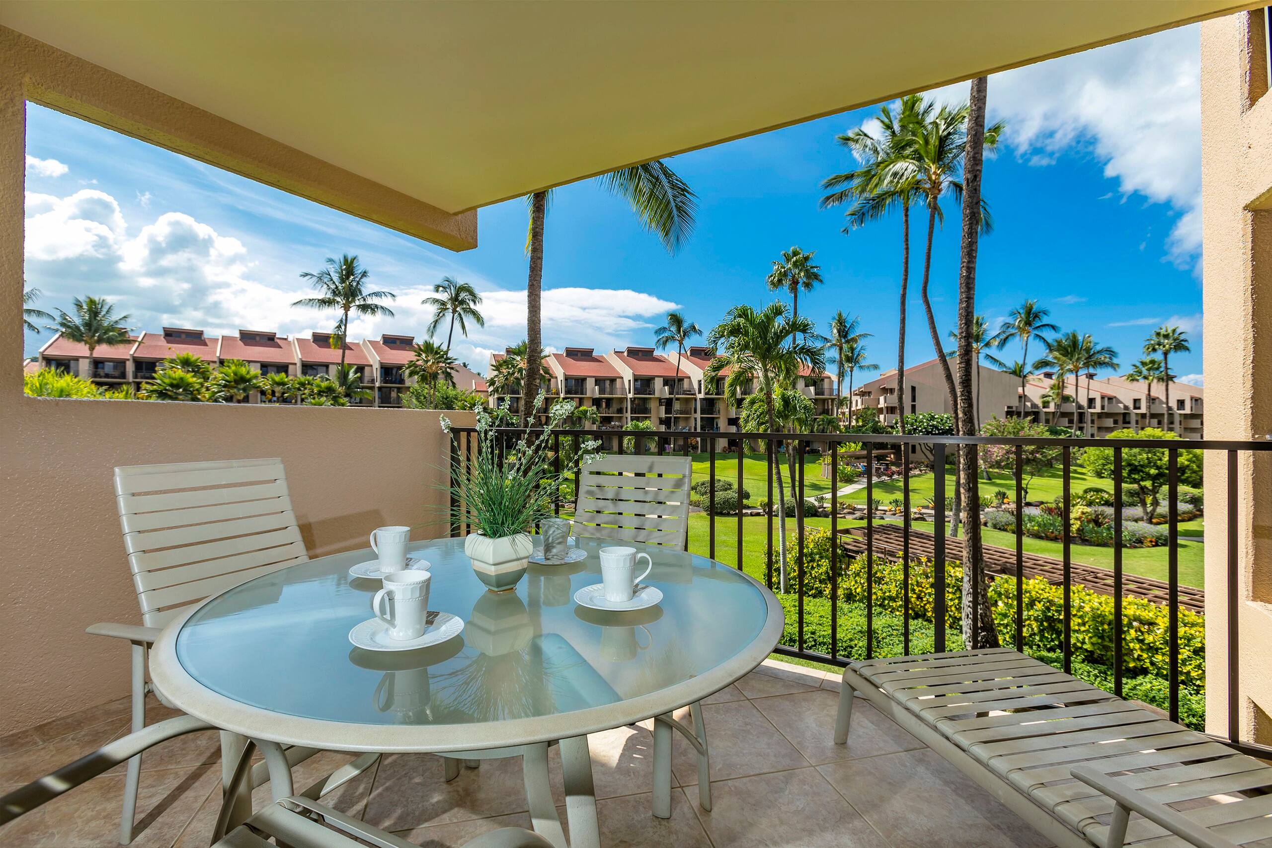 Condo in Kihei · ★4.67 · 1 bedroom · 2 beds · 2 baths - Image 2