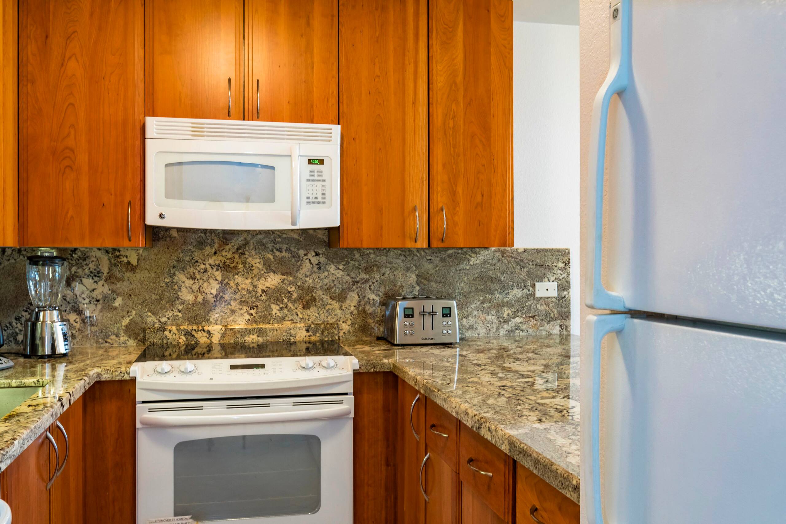 Condo in Kihei · ★4.67 · 1 bedroom · 2 beds · 2 baths - Image 13