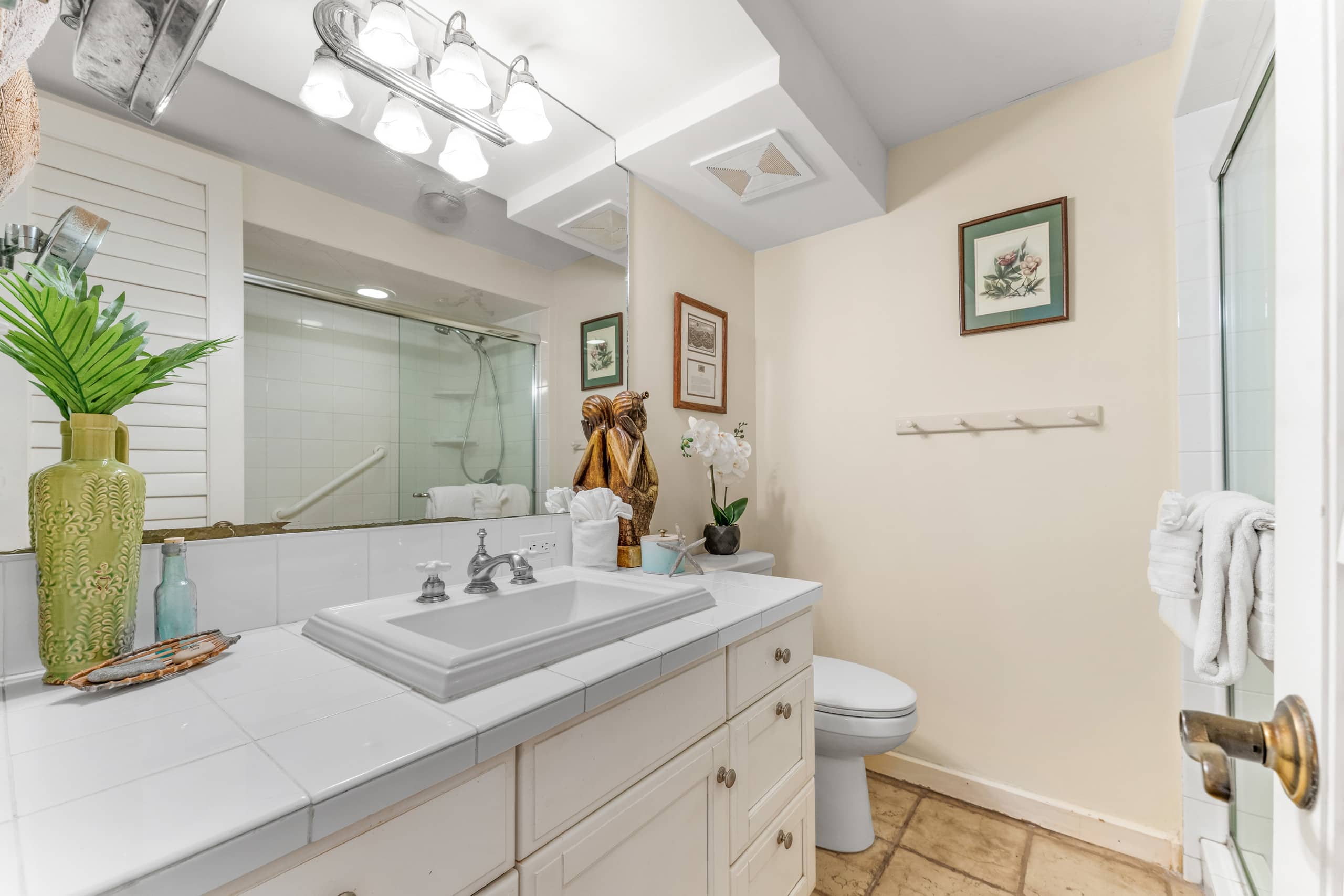 Condo in Lahaina · ★4.87 · 1 bedroom · 1 bed · 1 bath - Image 22