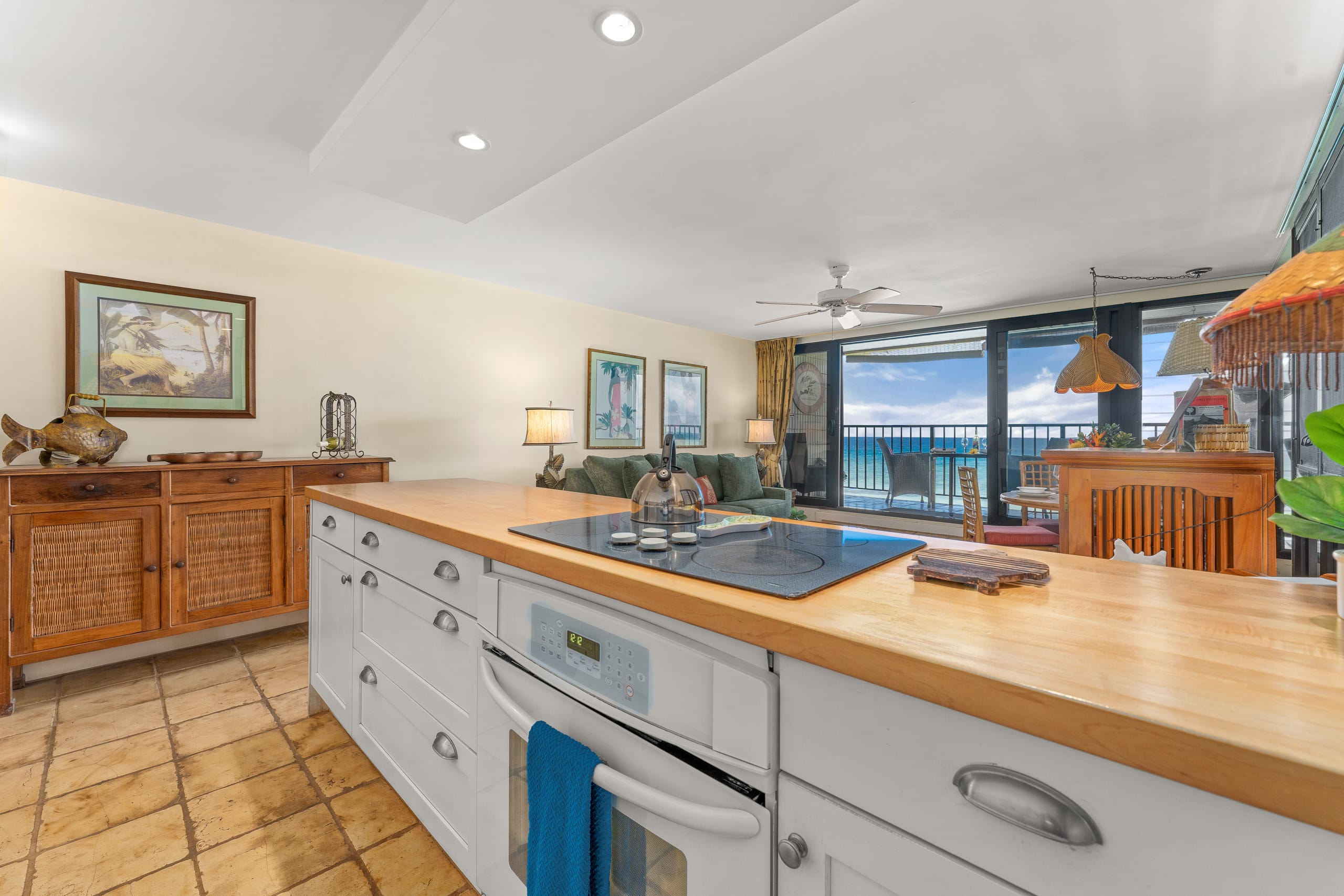 Condo in Lahaina · ★4.87 · 1 bedroom · 1 bed · 1 bath - Image 10