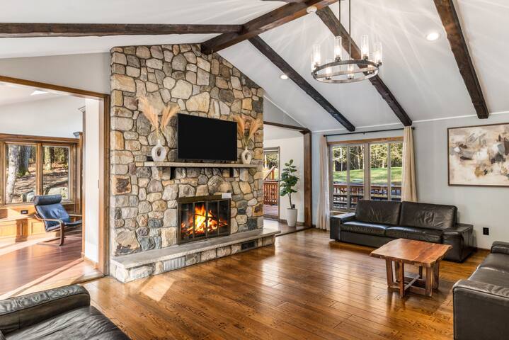 Pocono 4 Rent managed Airbnb listing 1