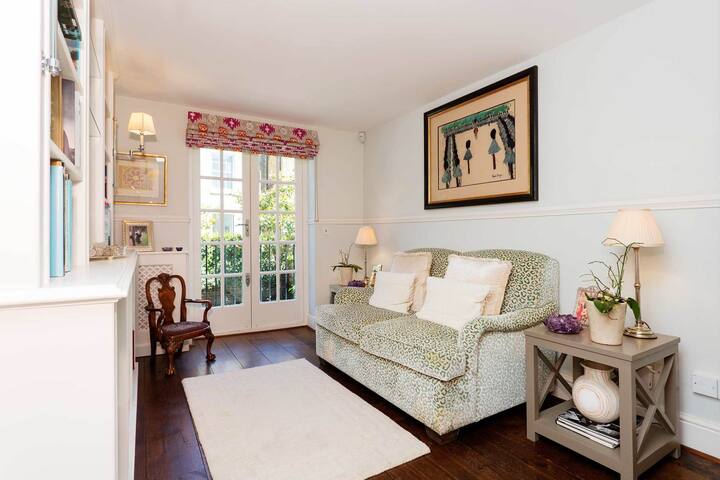 Pastel Chelsea by Veeve gallery image 2