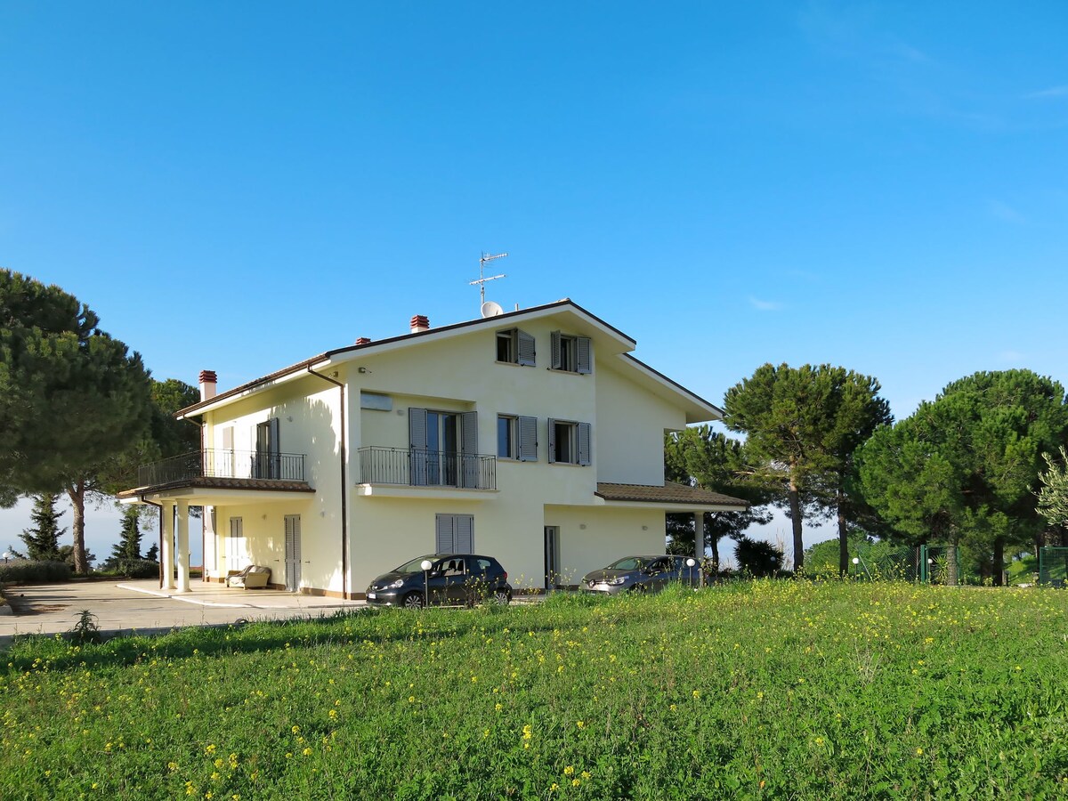 Borgo Santa Maria Immacolata Vacation Rentals & Homes - Abruzzo, Italy |  Airbnb