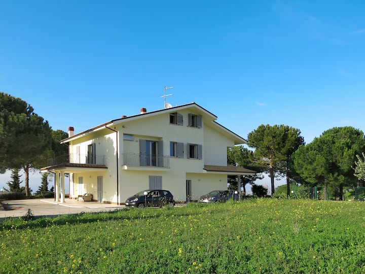 Michela By Interhome - Montesilvano
