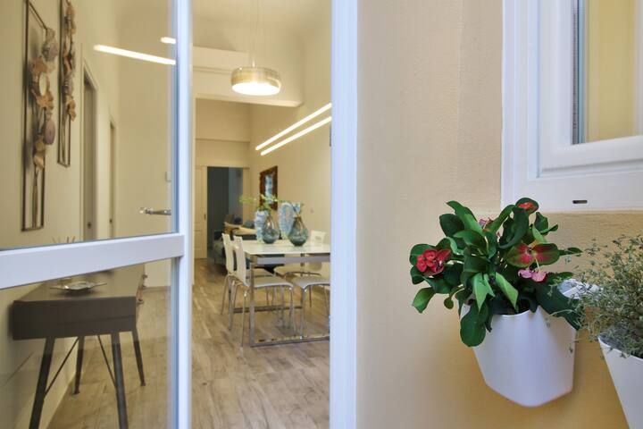 Meadow Forty-Five – Sweet Dreams in Florence gallery image 5