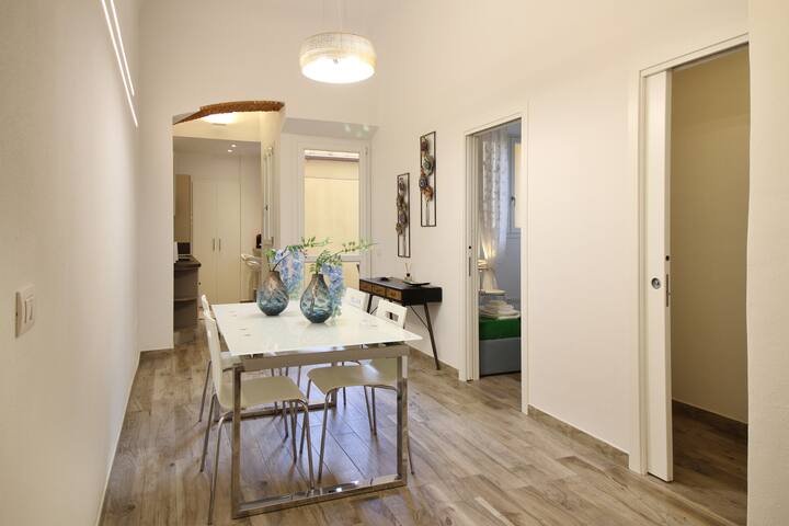 Meadow Forty-Five – Sweet Dreams in Florence gallery image 3