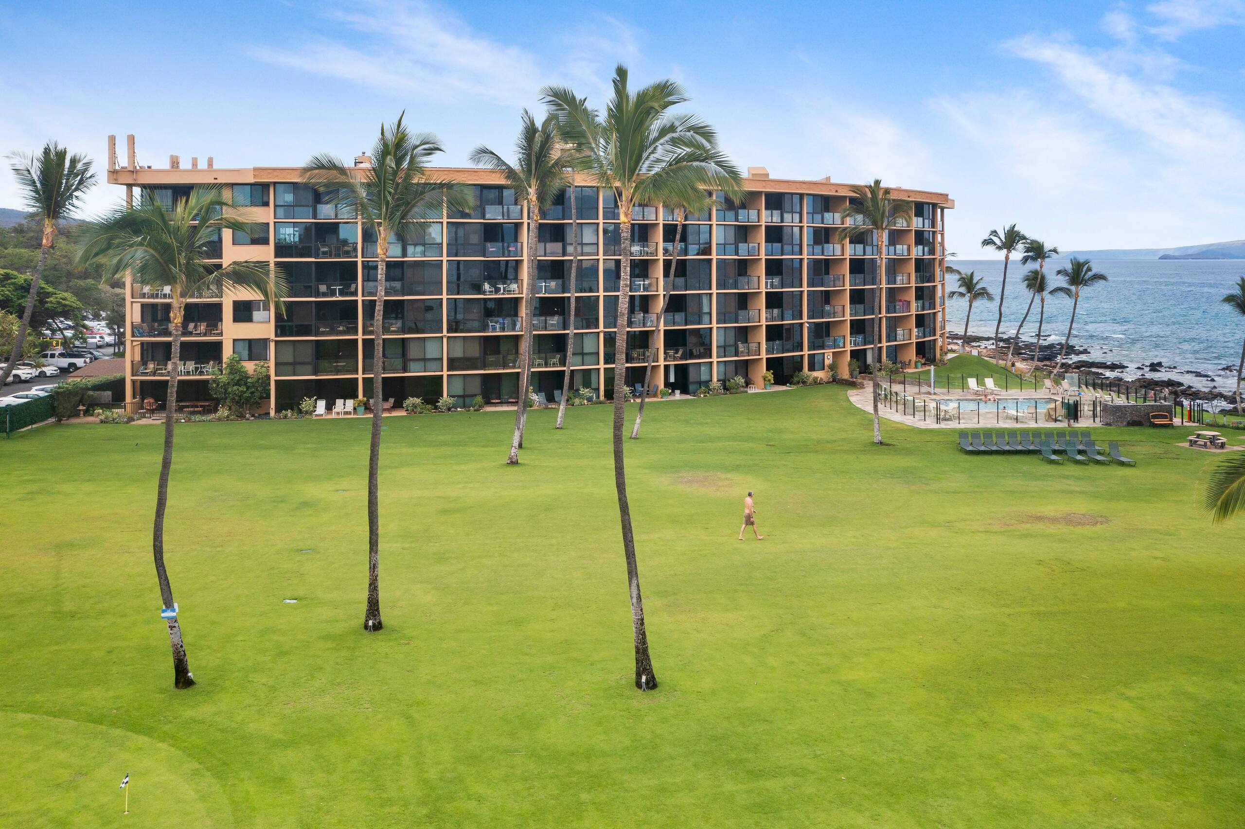 Condo in Kihei · ★4.67 · 1 bedroom · 2 beds · 1.5 baths - Image 43