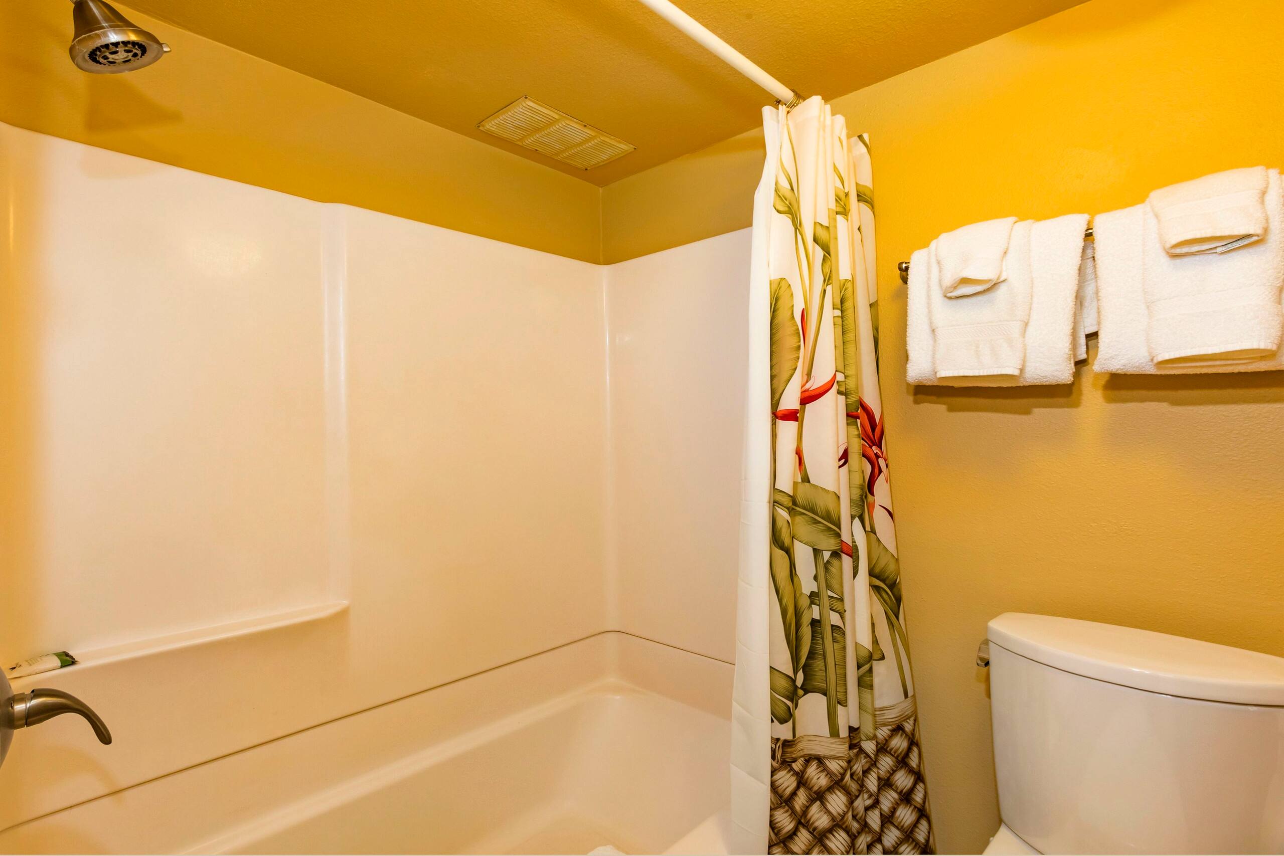 Condo in Kihei · ★4.75 · 1 bedroom · 1 bed · 1 bath - Image 16