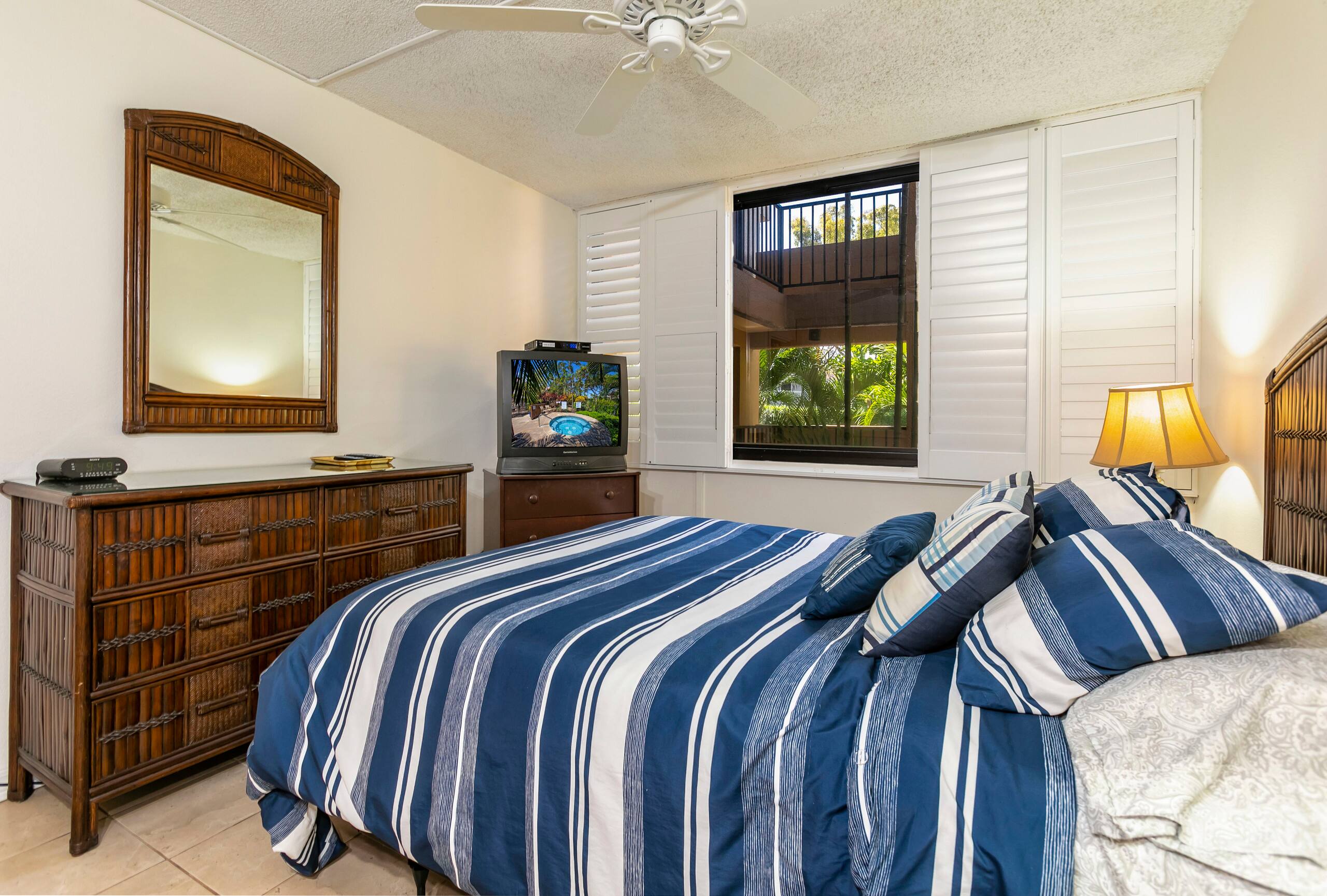 Condo in Kihei · ★4.4 · 1 bedroom · 2 beds · 2 baths - Image 13