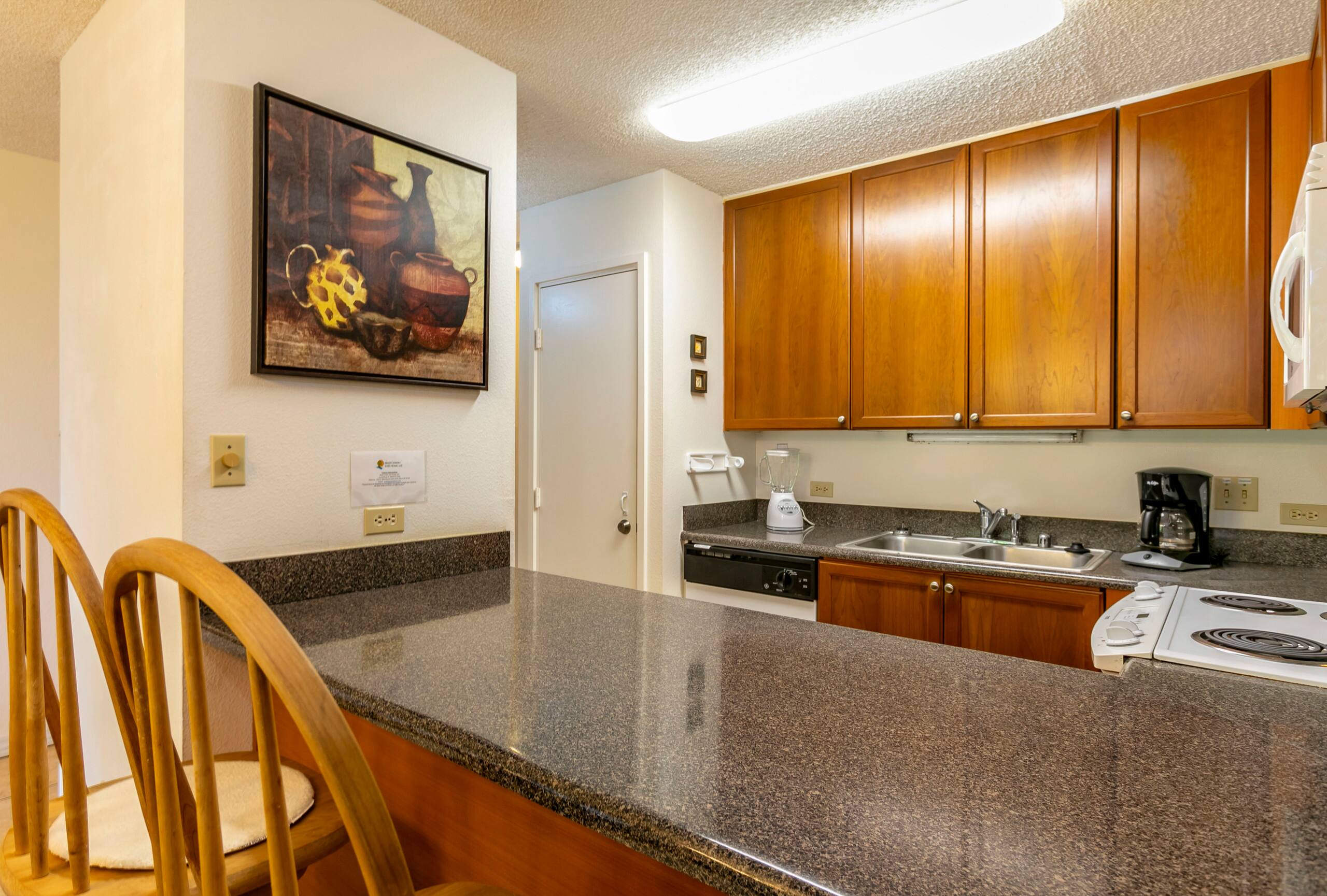 Condo in Kihei · ★4.4 · 1 bedroom · 2 beds · 2 baths - Image 10