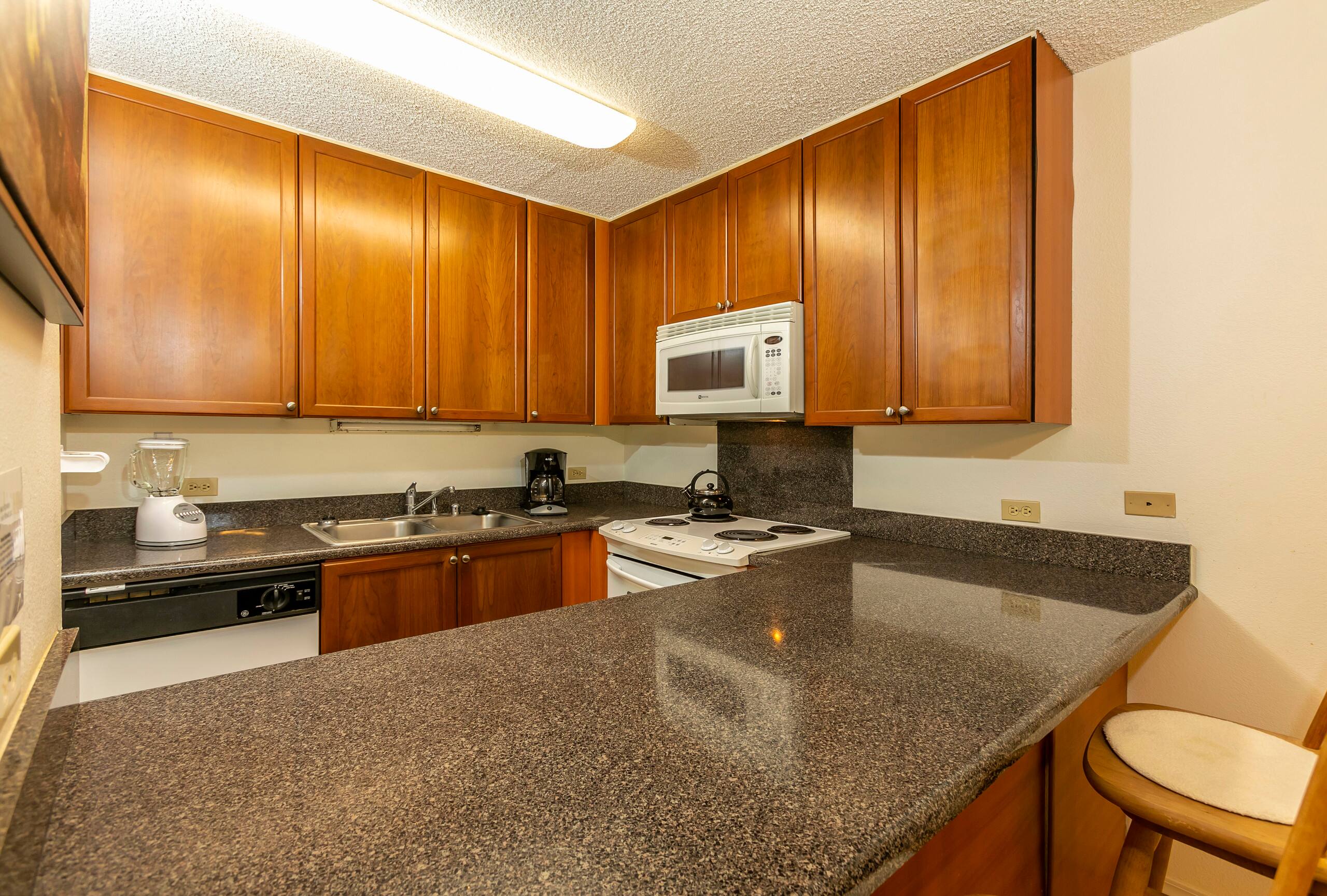 Condo in Kihei · ★4.4 · 1 bedroom · 2 beds · 2 baths - Image 9