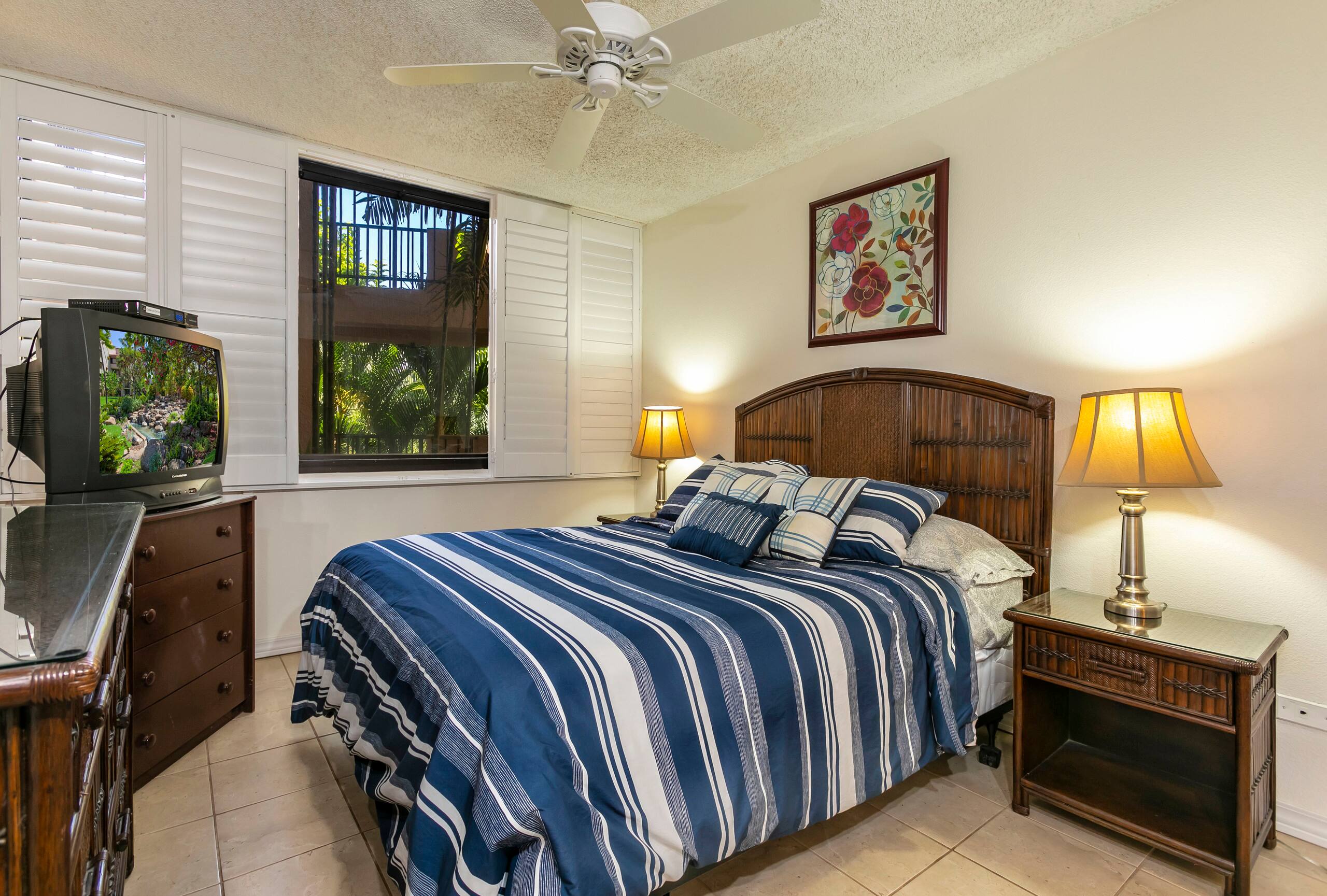Condo in Kihei · ★4.4 · 1 bedroom · 2 beds · 2 baths - Image 12