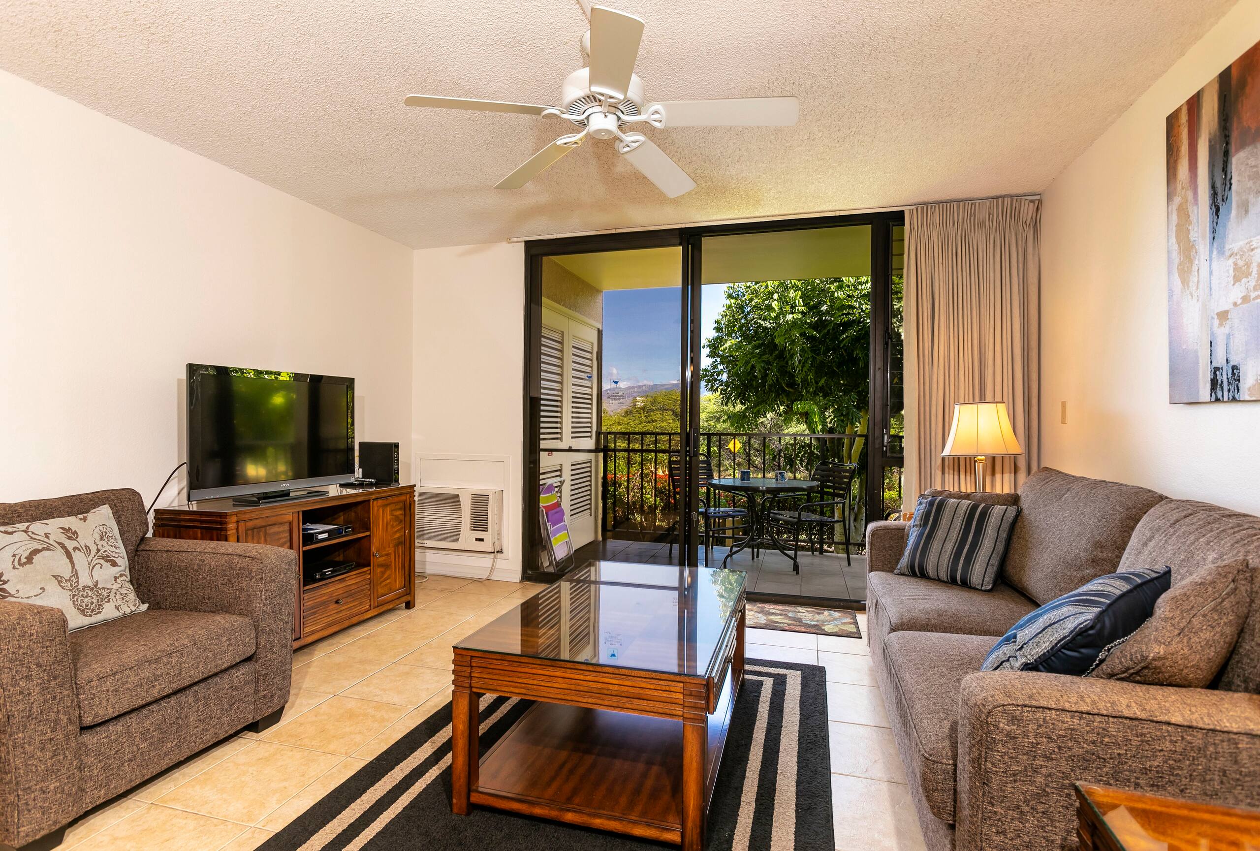 Condo in Kihei · ★4.4 · 1 bedroom · 2 beds · 2 baths - Image 2