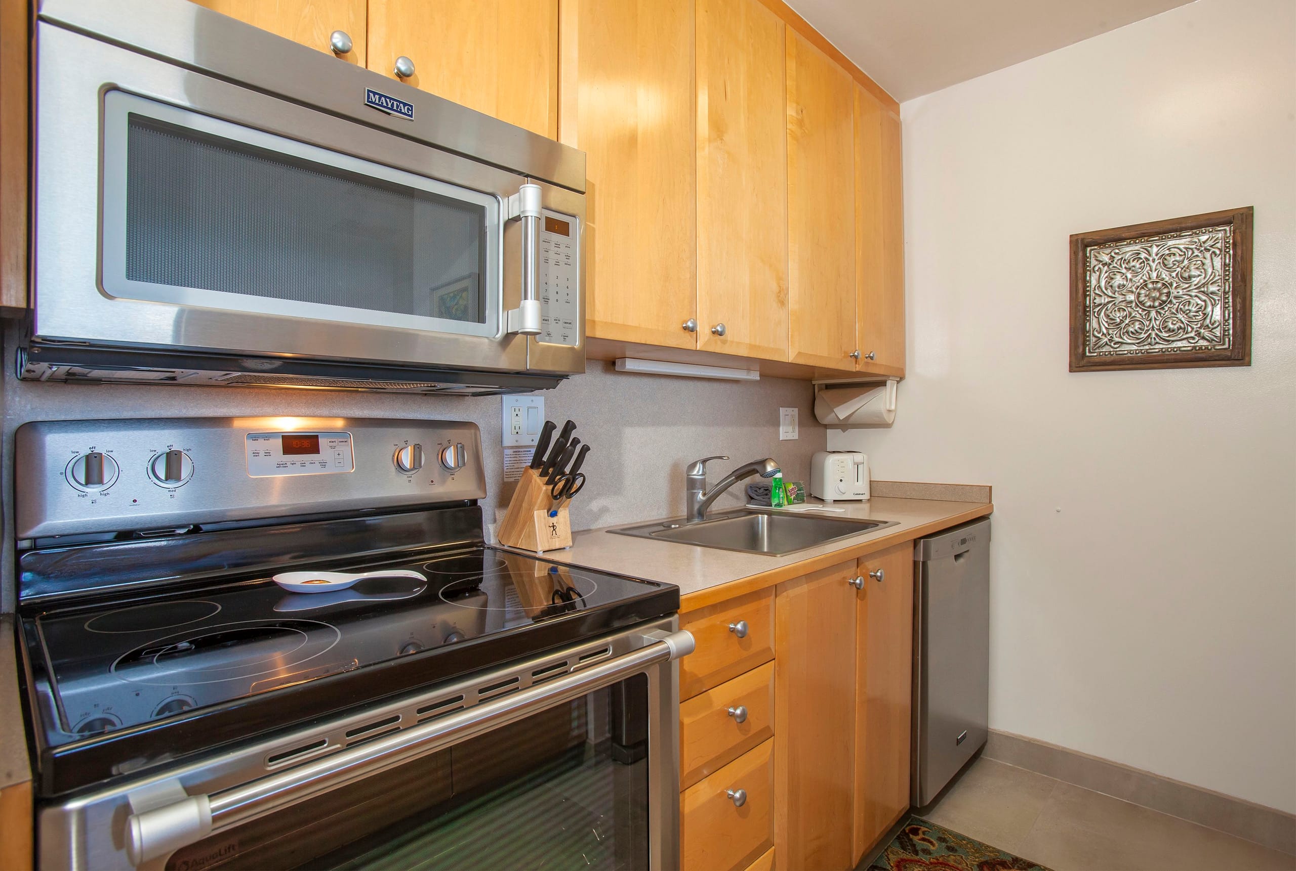 Condo in Kihei · ★4.75 · 1 bedroom · 1 bed · 1 bath - Image 10