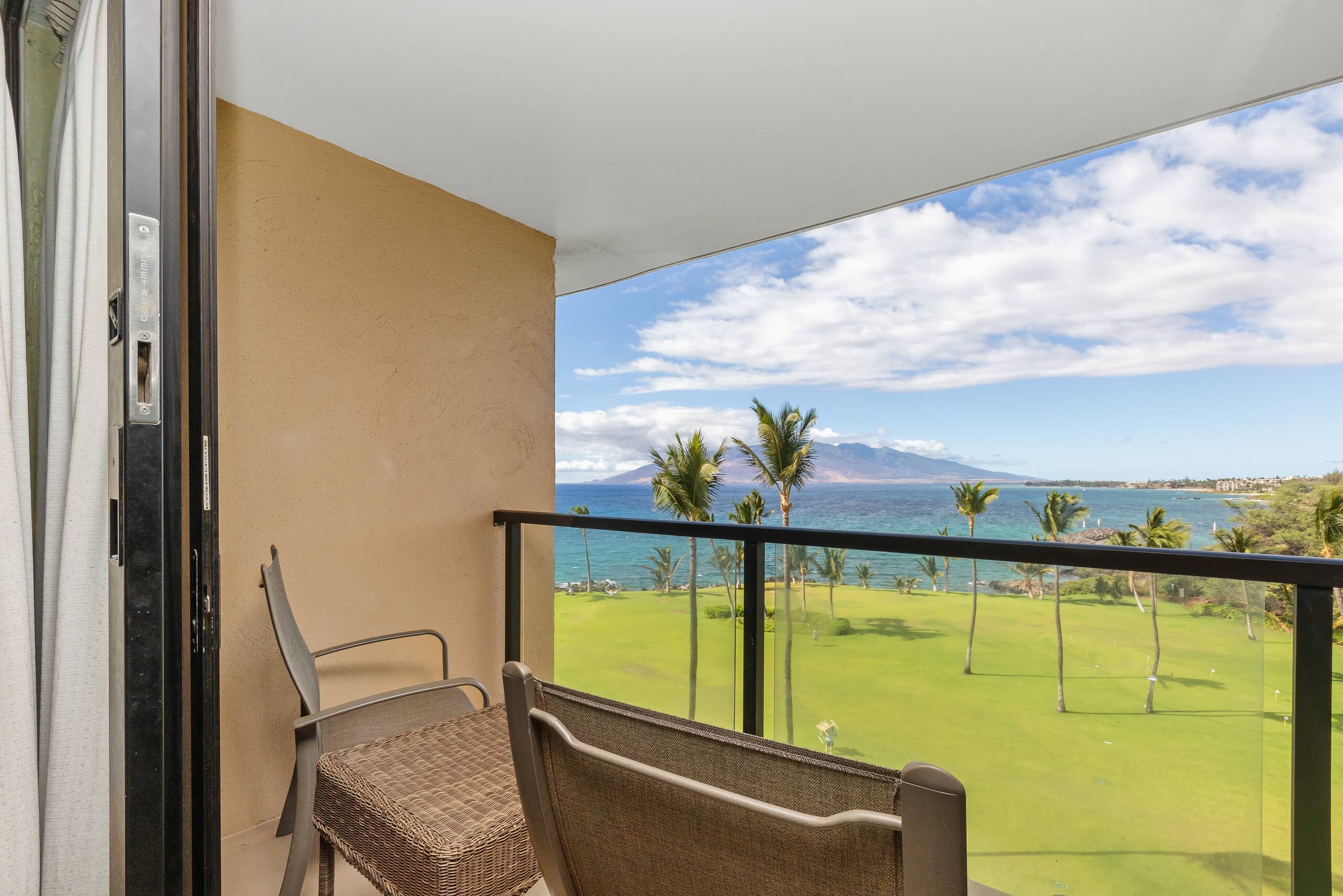 Condo in Kihei · ★4.79 · 1 bedroom · 2 beds · 1.5 baths - Image 26