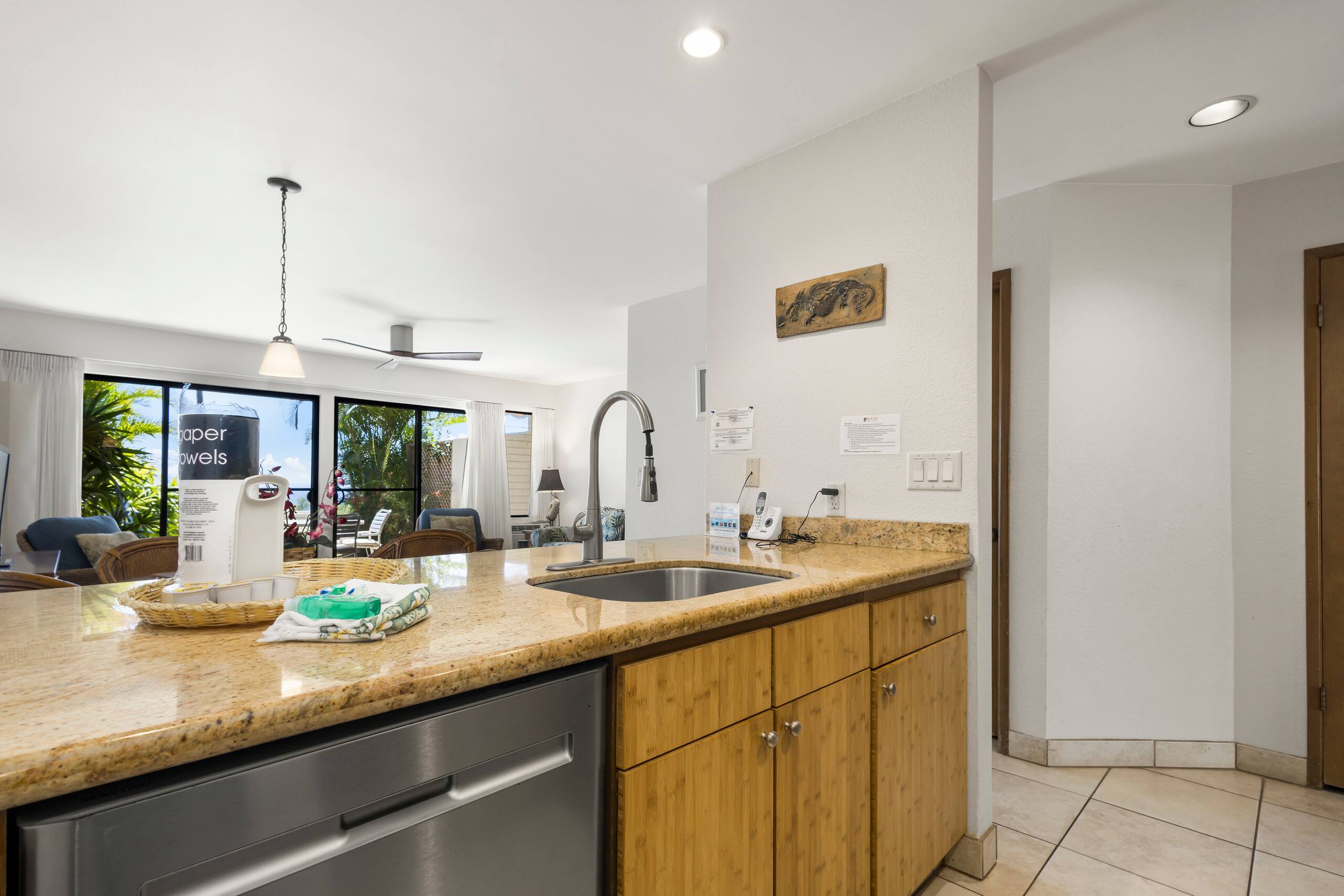 Condo in Kihei · ★4.5 · 1 bedroom · 2 beds · 2 baths - Image 11