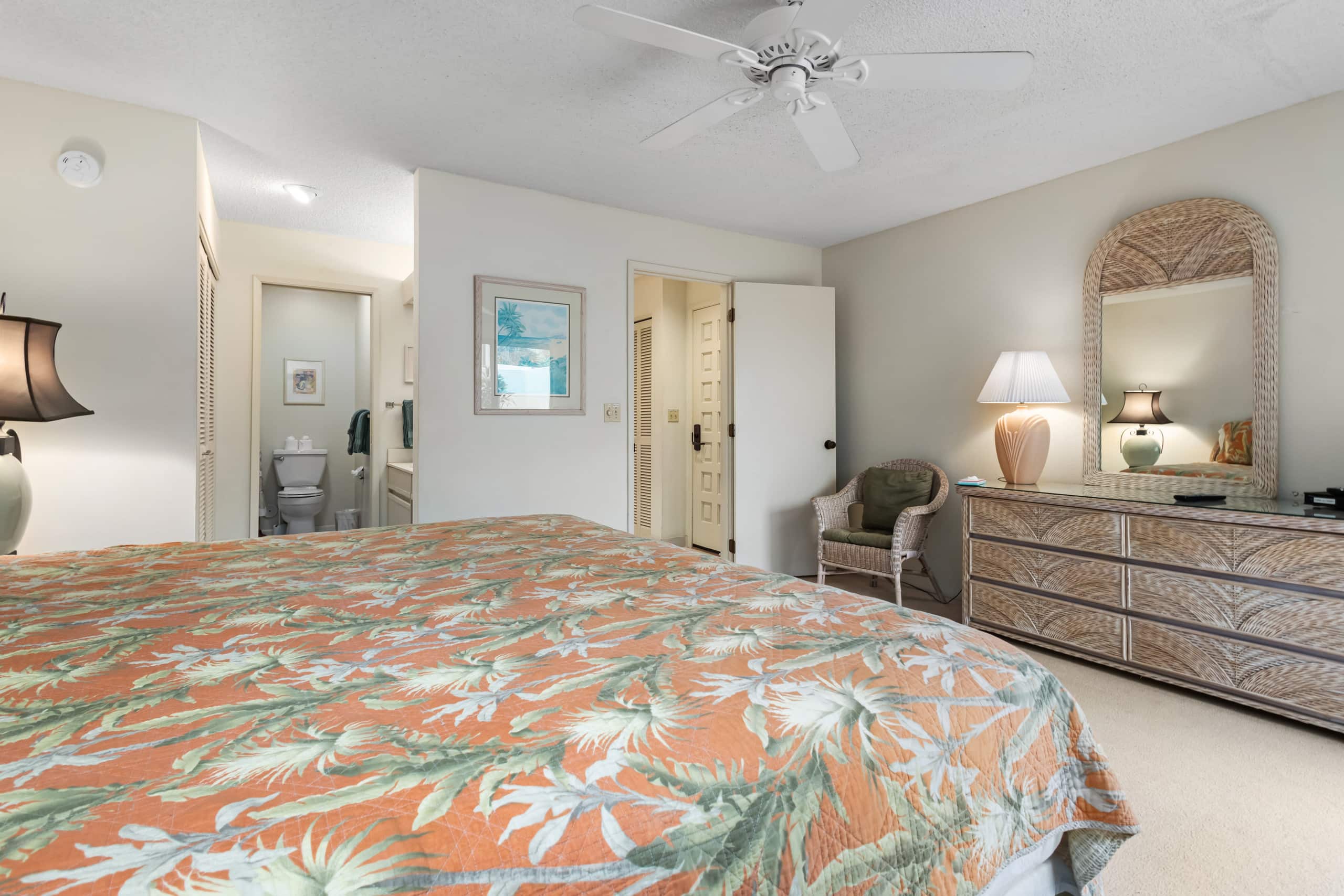 Condo in Kihei · ★4.67 · 1 bedroom · 2 beds · 2 baths - Image 17