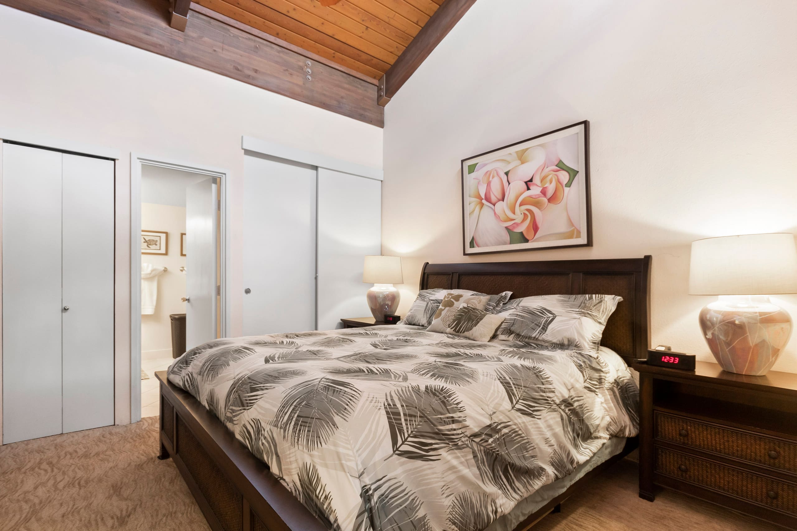 Condo in Kihei · ★4.5 · 2 bedrooms · 4 beds · 2 baths - Image 19