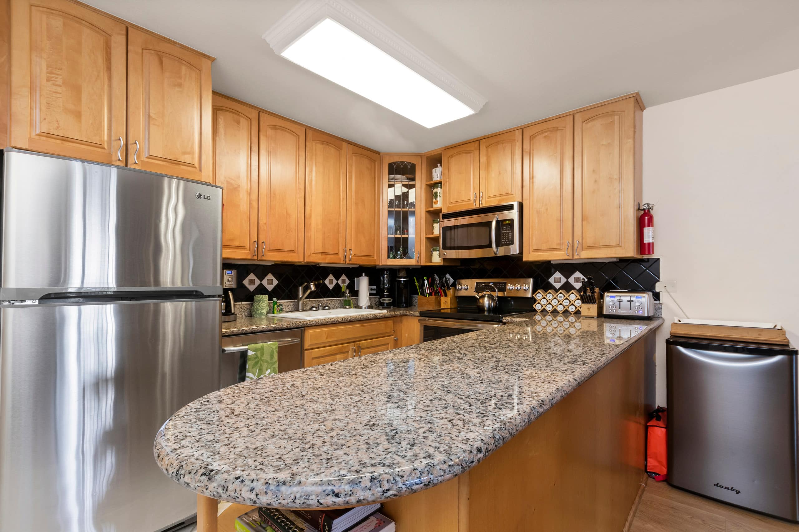 Condo in Kihei · ★4.5 · 2 bedrooms · 4 beds · 2 baths - Image 16