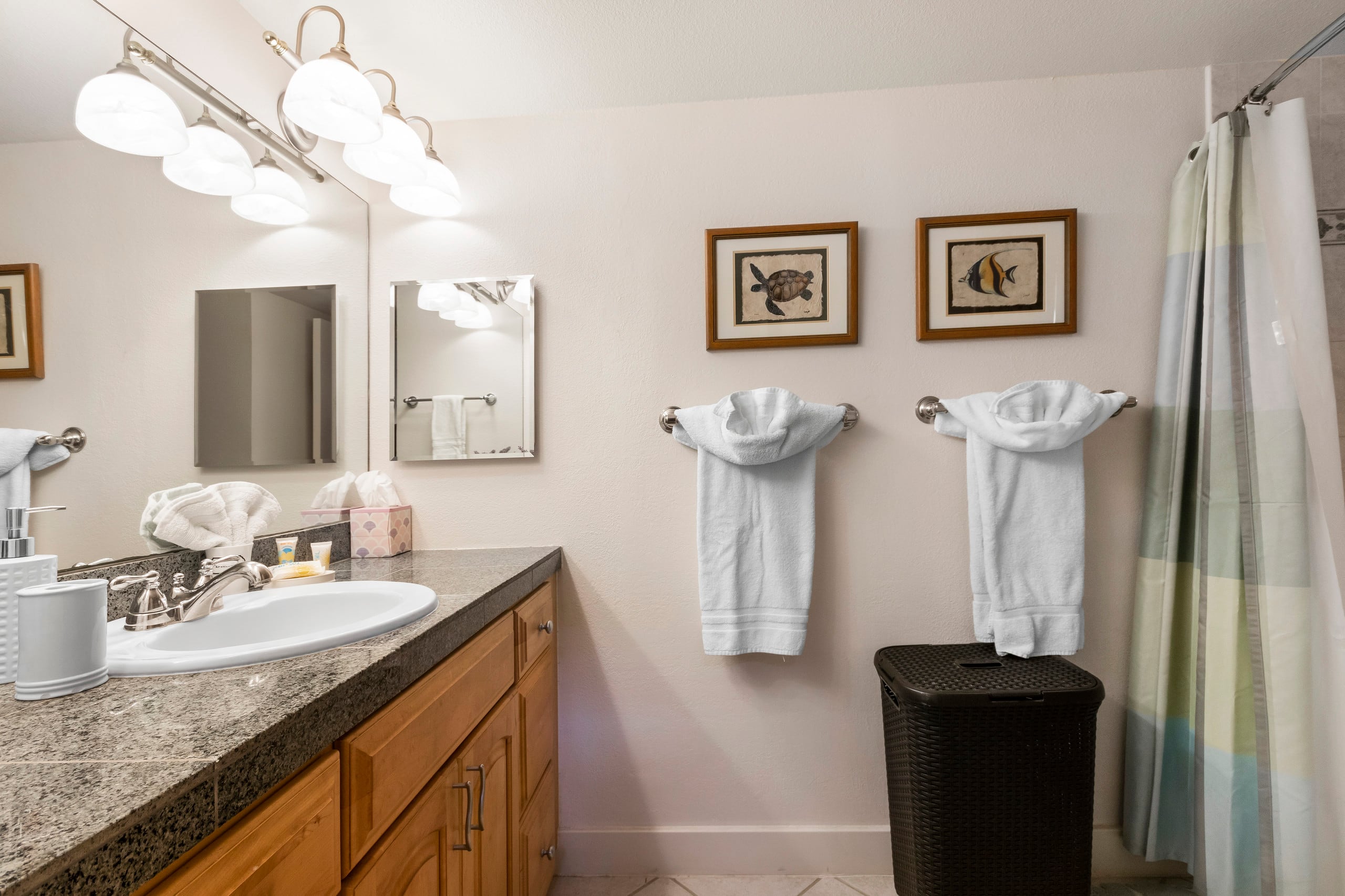 Condo in Kihei · ★4.5 · 2 bedrooms · 4 beds · 2 baths - Image 26