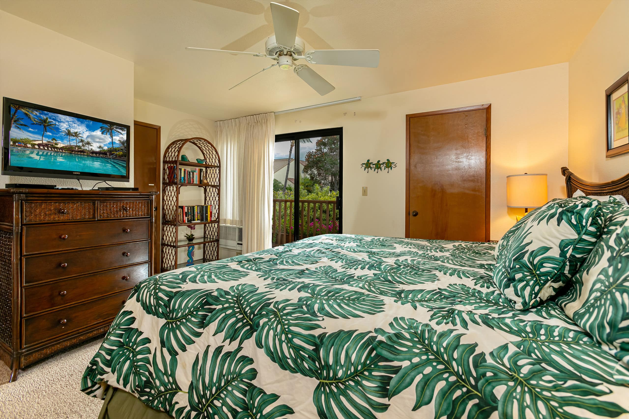 Condo in Kihei · ★4.9 · 2 bedrooms · 3 beds · 2 shared baths - Image 16