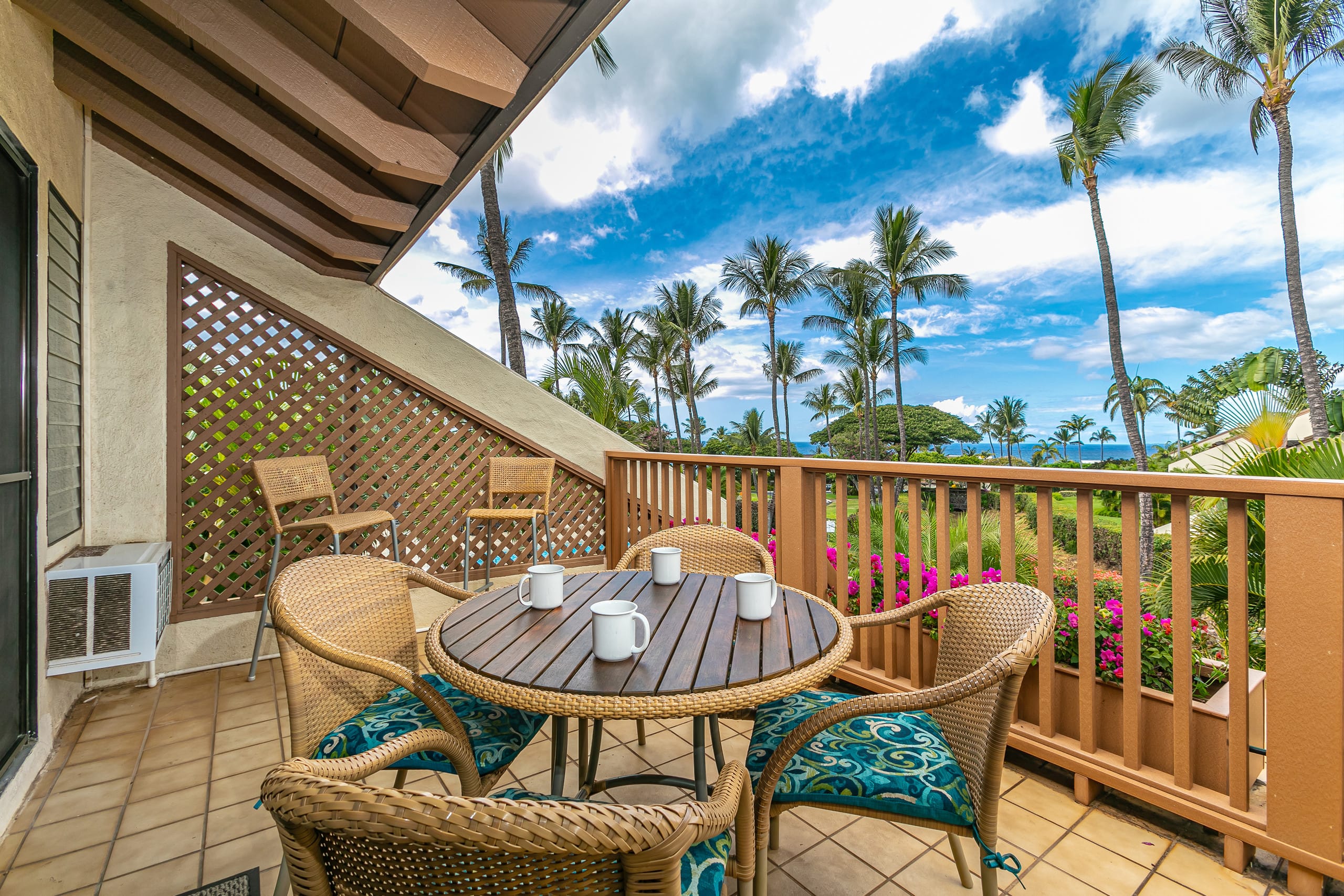 Condo in Kihei · ★4.9 · 2 bedrooms · 3 beds · 2 shared baths - Image 2