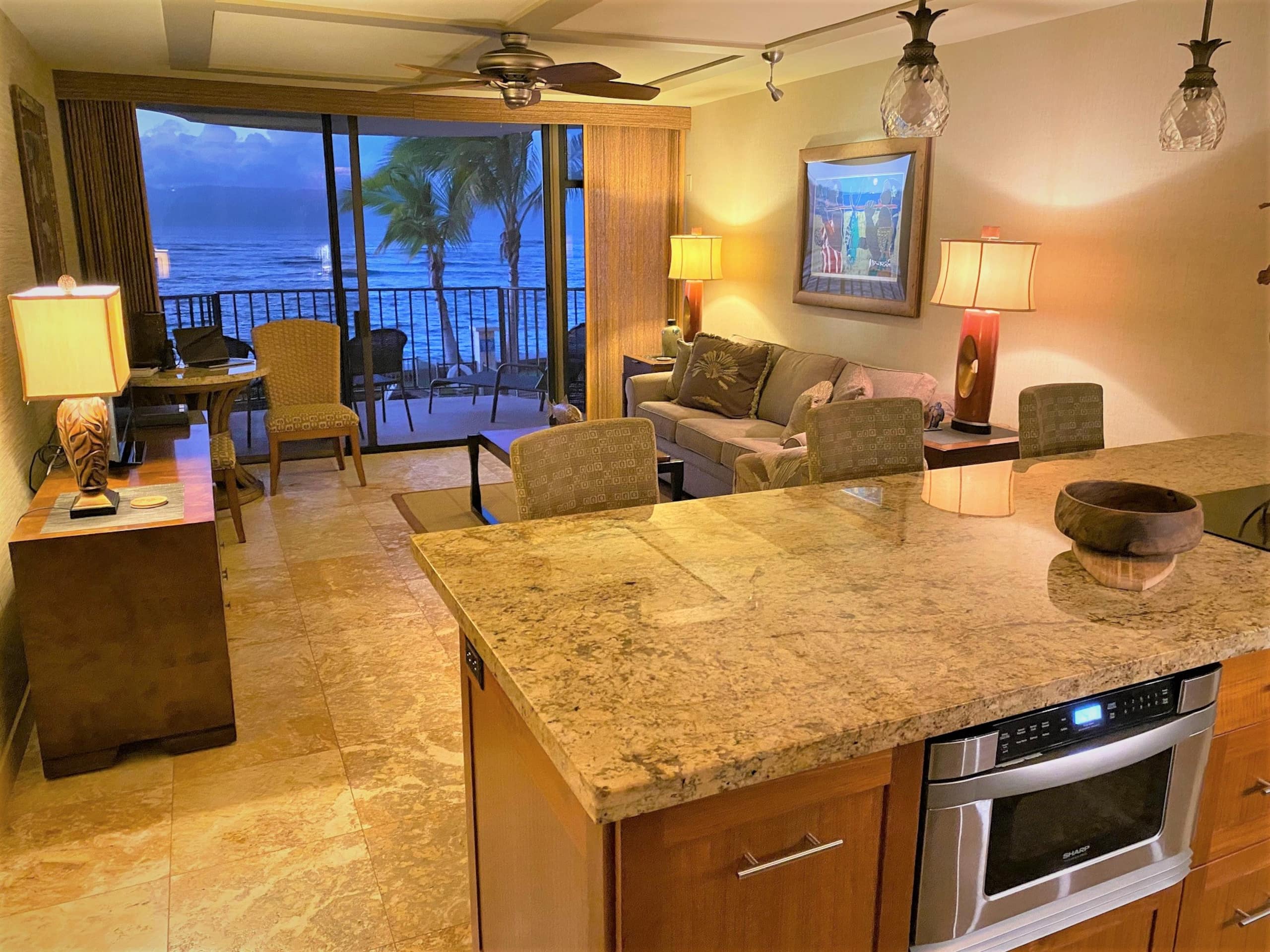 Oceanfront Kahana Reef Condo w/ Pool - Photo 5