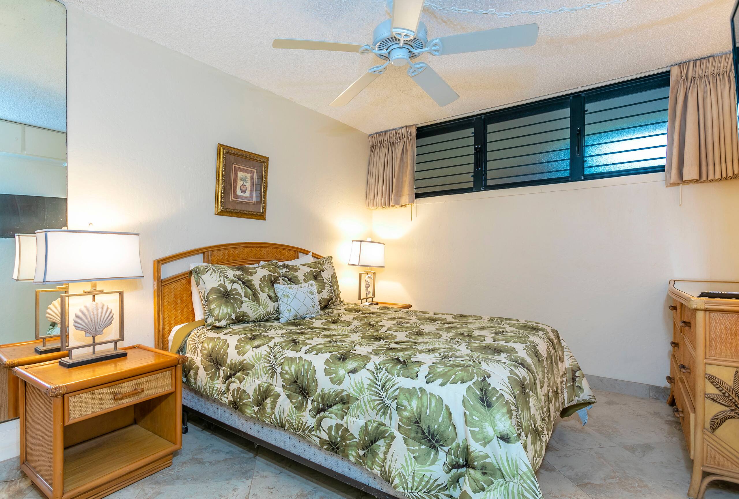 Condo in Kihei · ★4.63 · 1 bedroom · 2 beds · 1 bath - Image 11