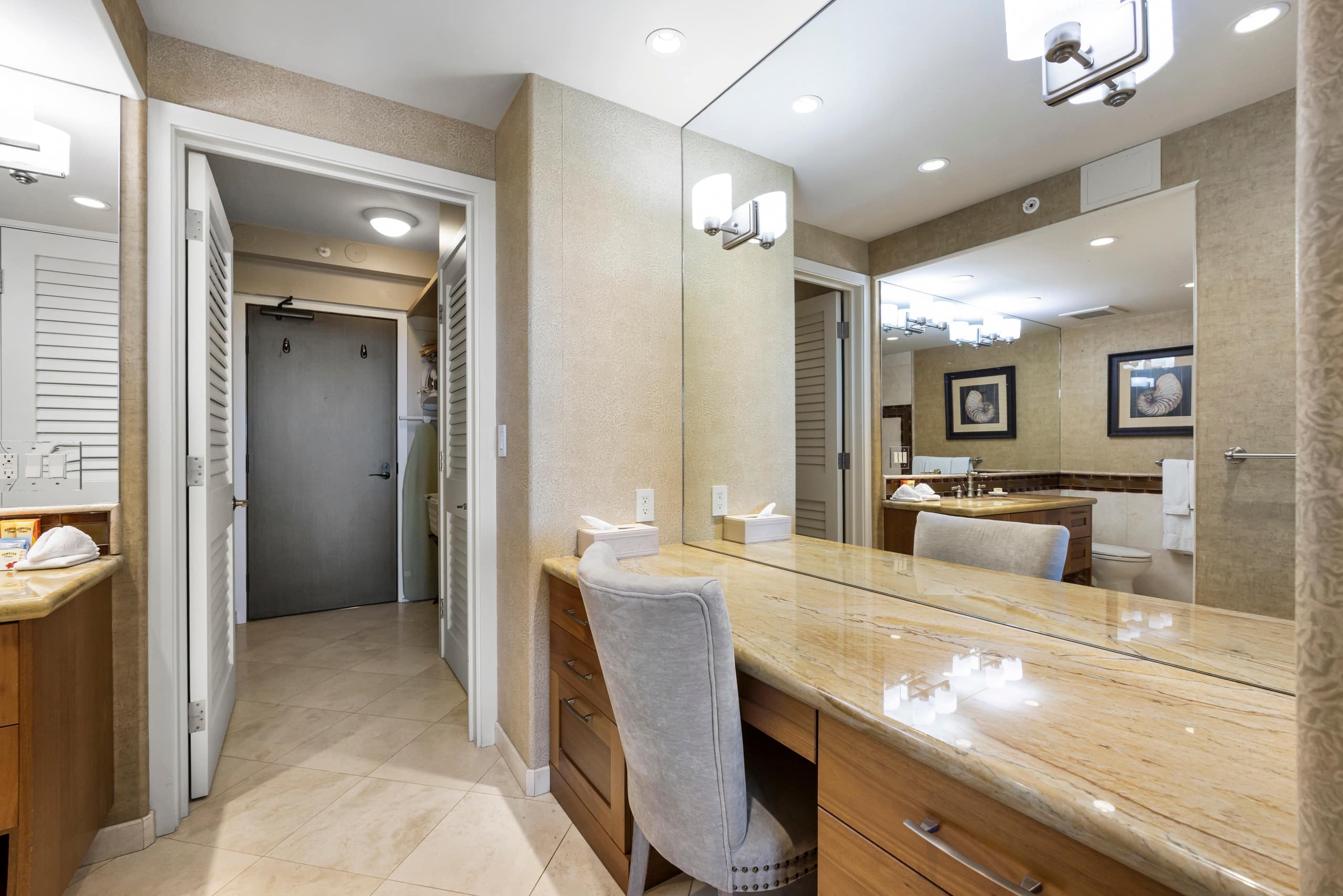 Condo in Lahaina · ★5.0 · 1 bedroom · 1 bed · 2 baths - Image 24