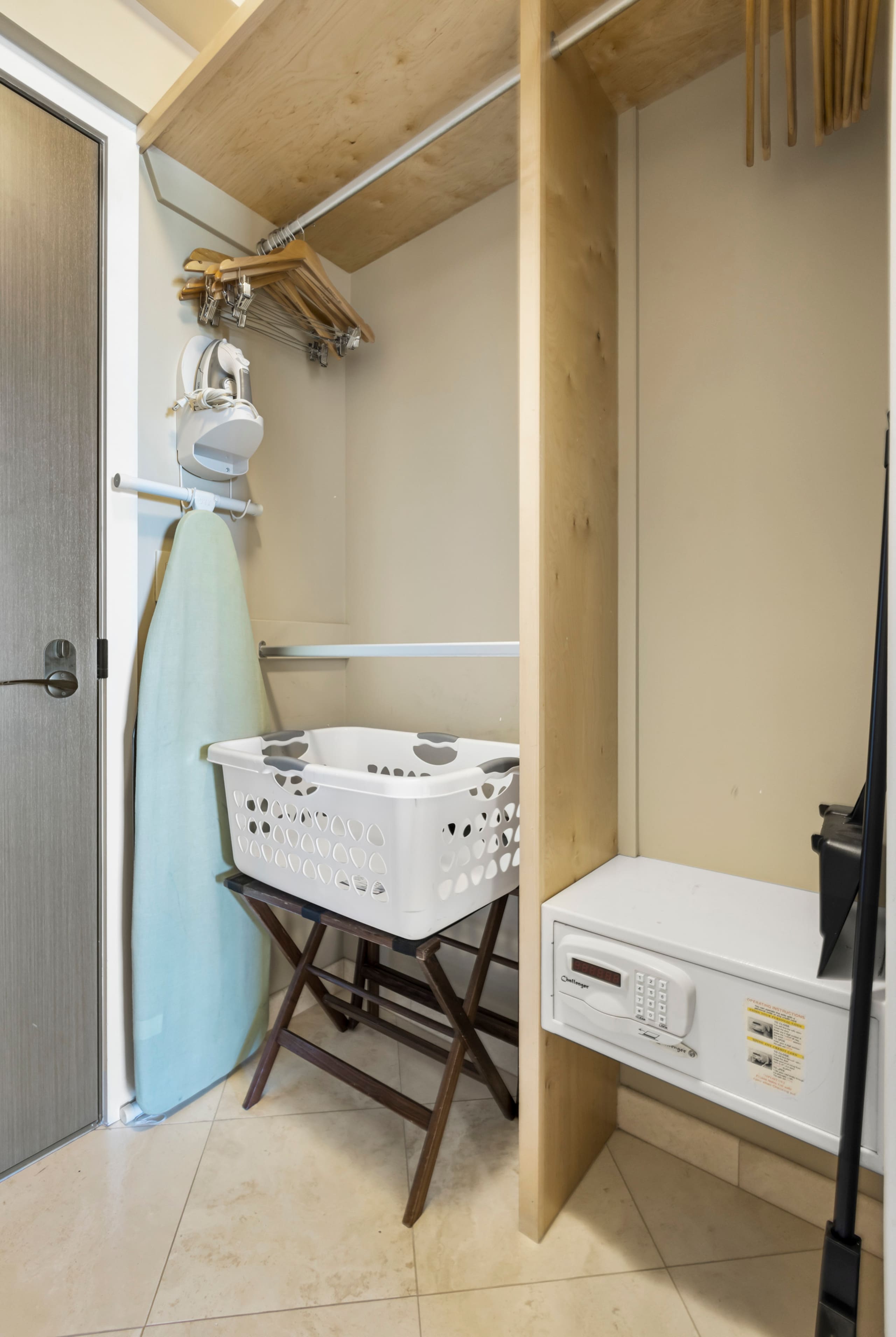Condo in Lahaina · ★5.0 · 1 bedroom · 1 bed · 2 baths - Image 27