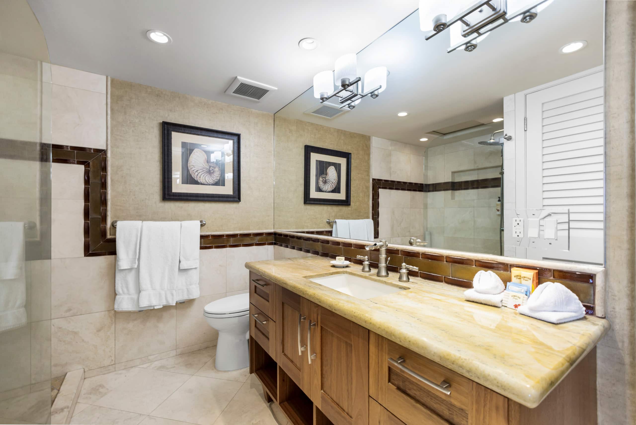 Condo in Lahaina · ★5.0 · 1 bedroom · 1 bed · 2 baths - Image 25