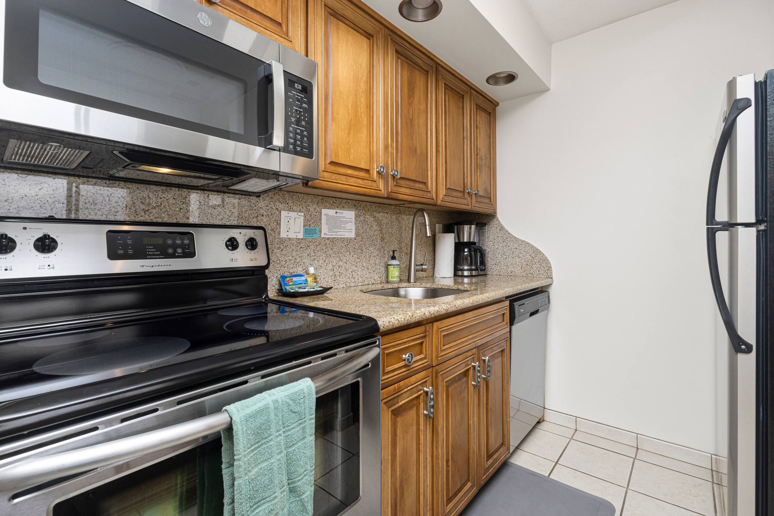 Condo in Kihei · ★5.0 · 1 bedroom · 2 beds · 1 bath - Image 11