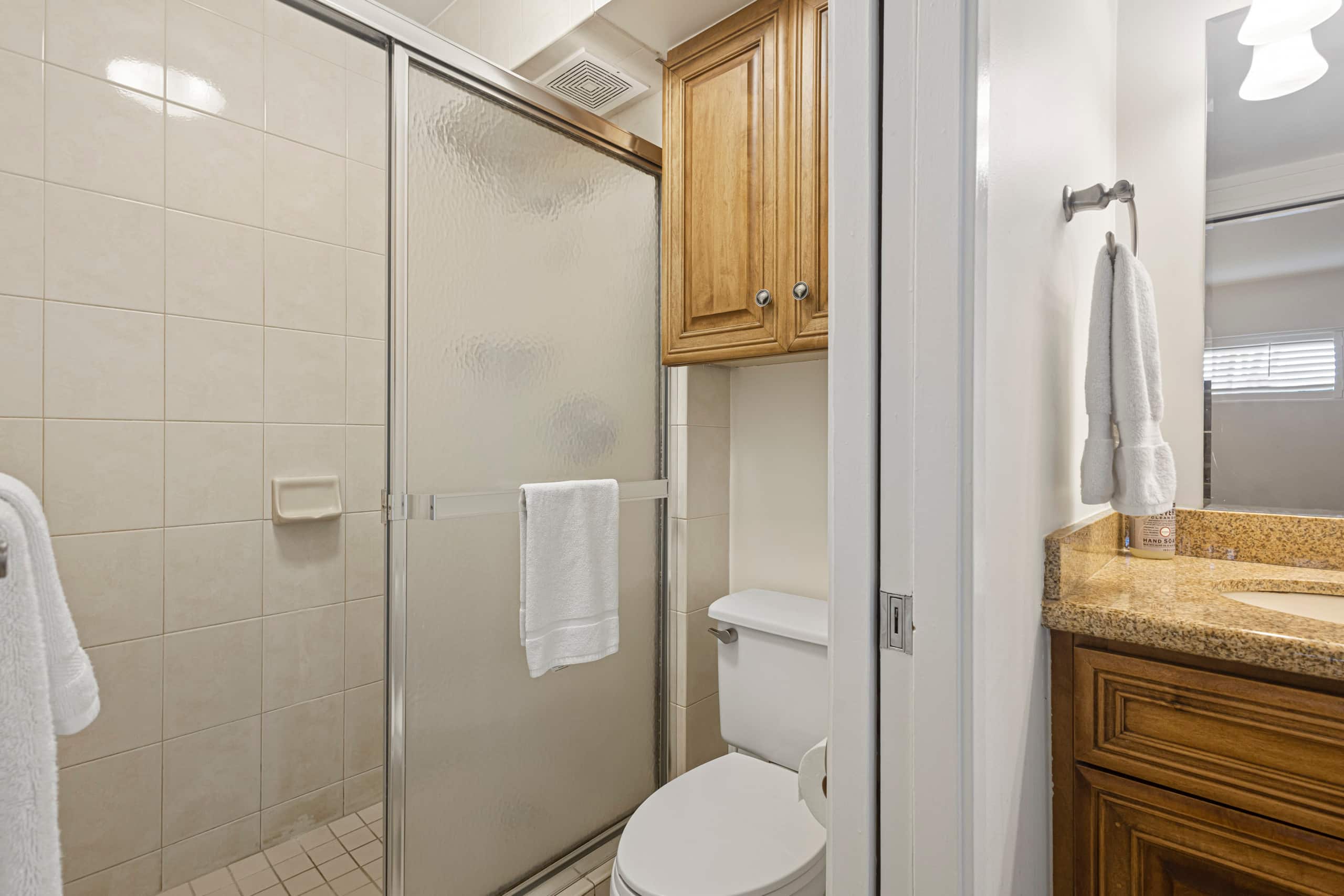 Condo in Kihei · ★5.0 · 1 bedroom · 2 beds · 1 bath - Image 19