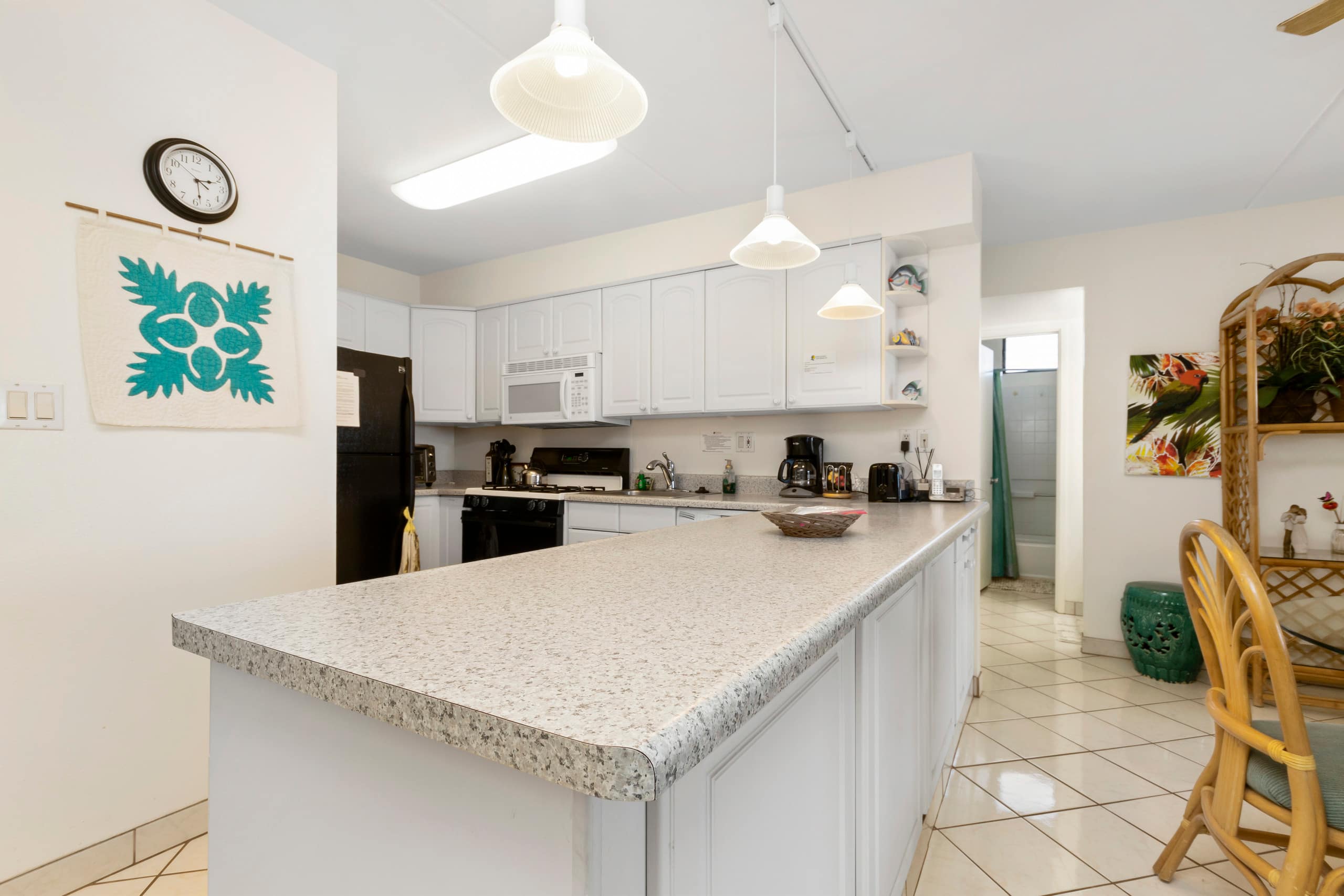 Condo in Kihei · ★4.64 · 2 bedrooms · 4 beds · 2 shared baths - Image 12