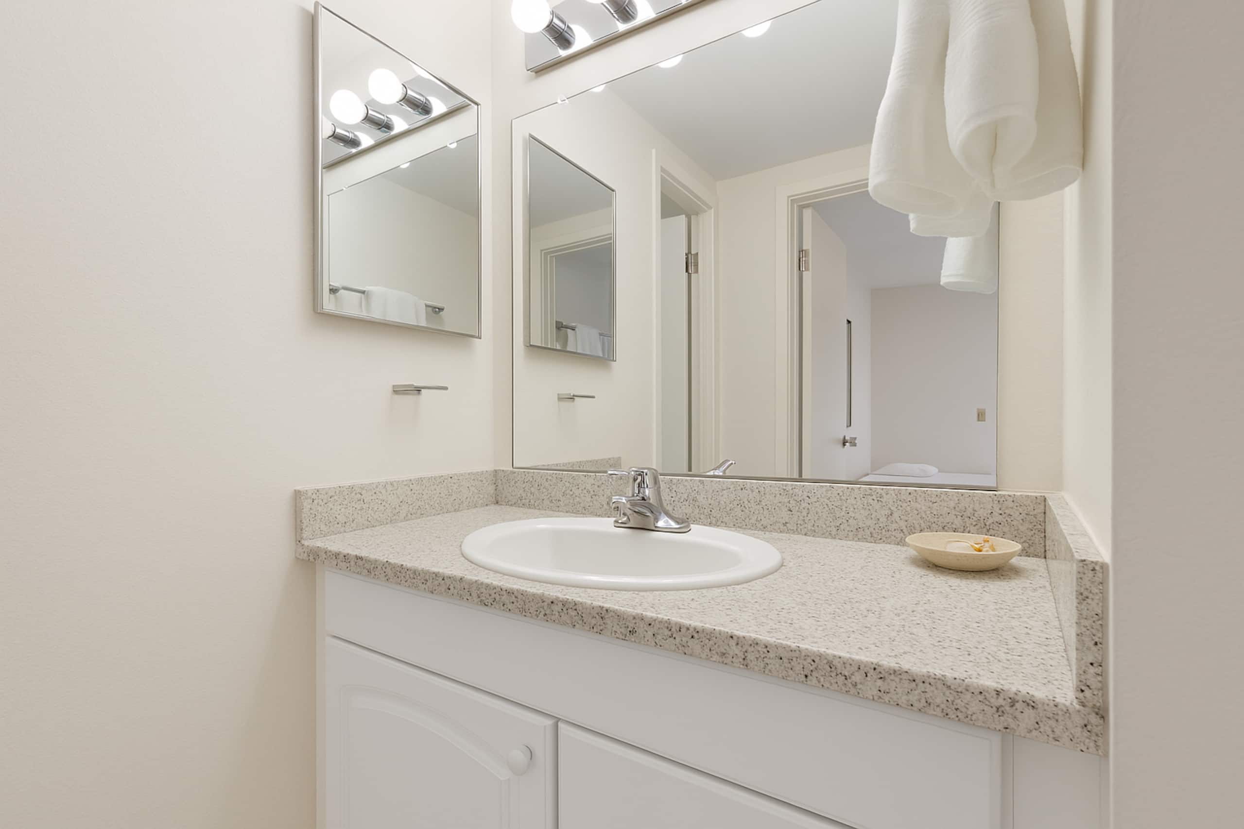 Condo in Kihei · ★4.64 · 2 bedrooms · 4 beds · 2 shared baths - Image 29