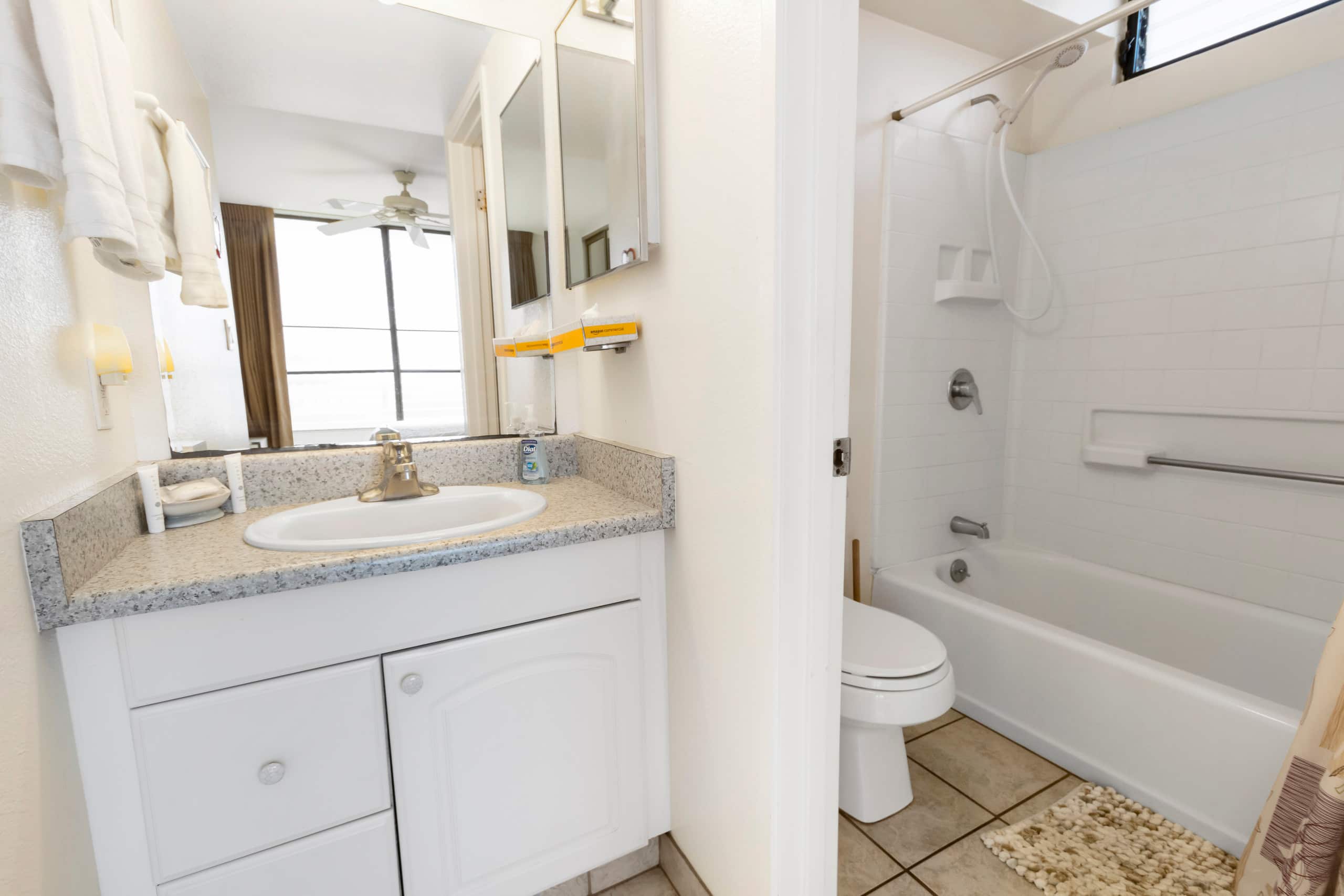 Condo in Kihei · ★4.64 · 2 bedrooms · 4 beds · 2 shared baths - Image 24
