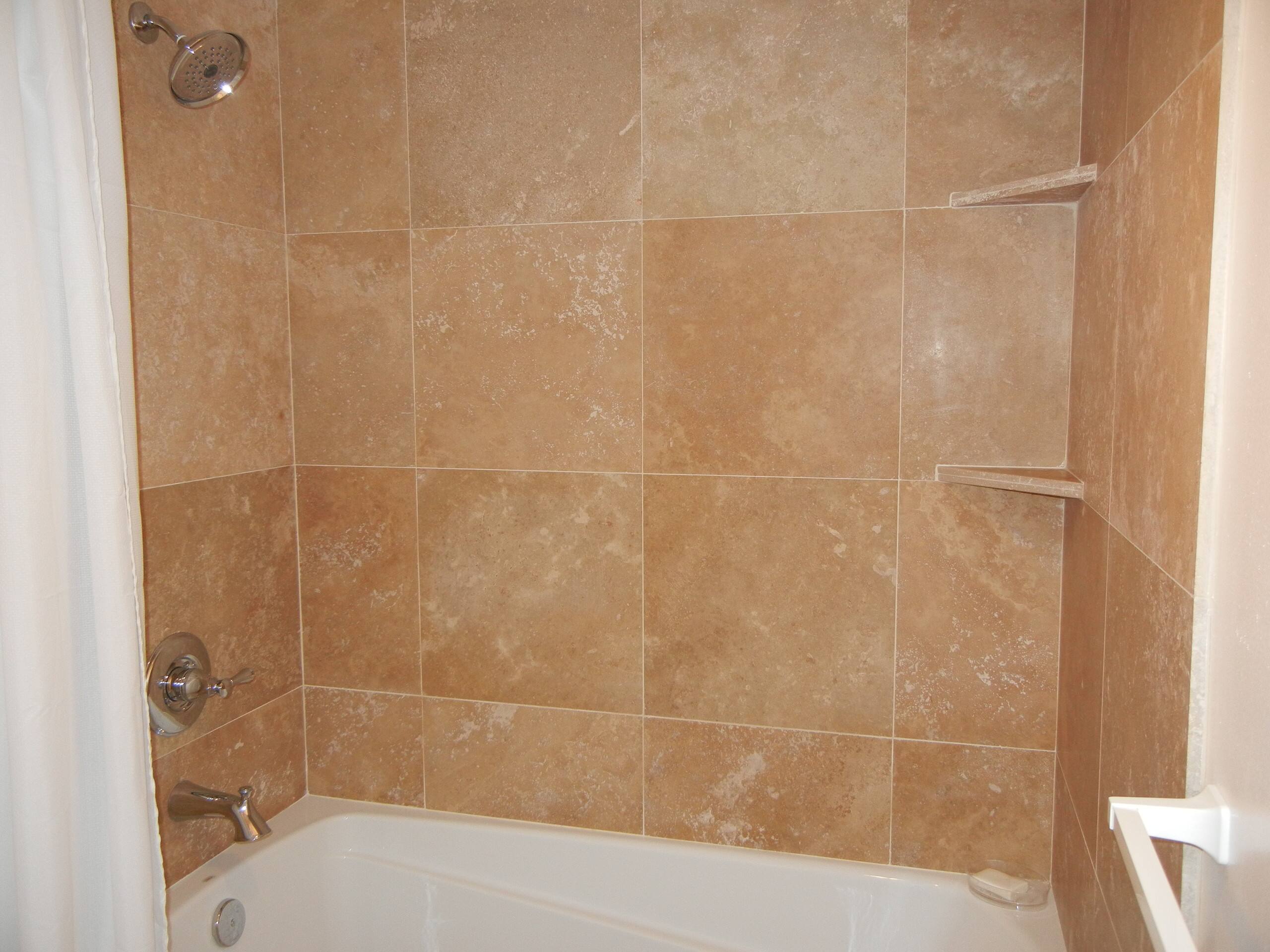 Condo in Kihei · ★4.6 · 2 bedrooms · 4 beds · 2 shared baths - Image 14
