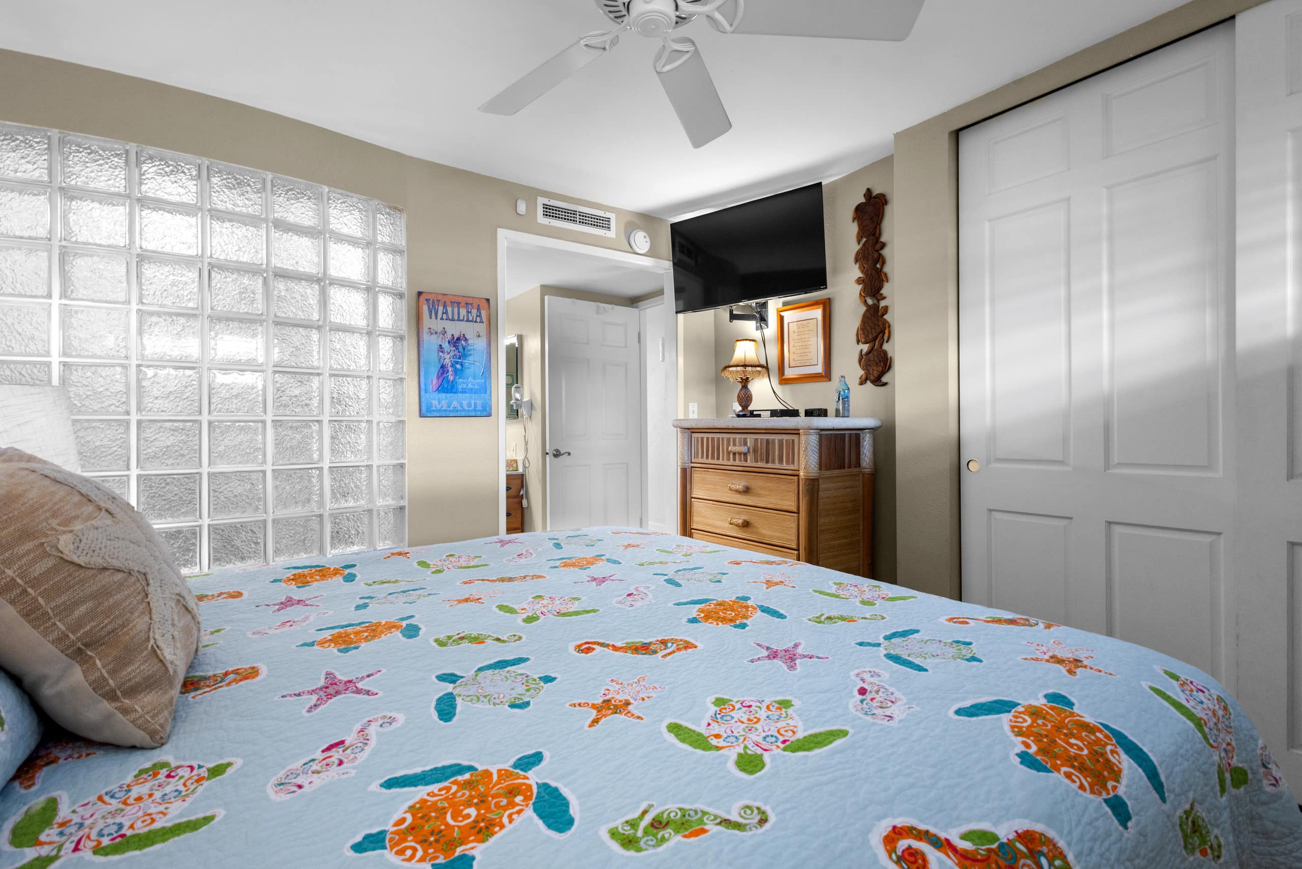 Condo in Kihei · ★5.0 · 1 bedroom · 2 beds · 1 bath - Image 19