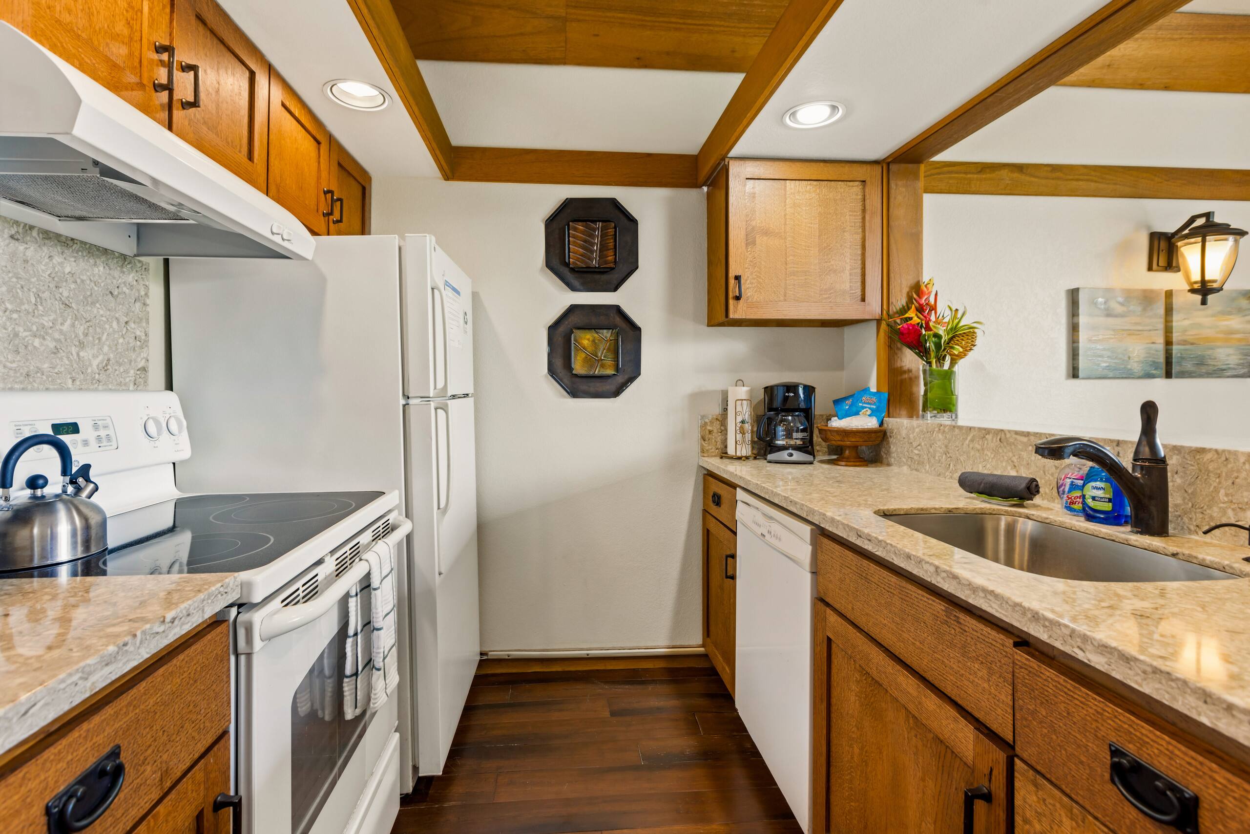 Condo in Koloa · ★4.56 · 1 bedroom · 2 beds · 1 shared bath - Image 8