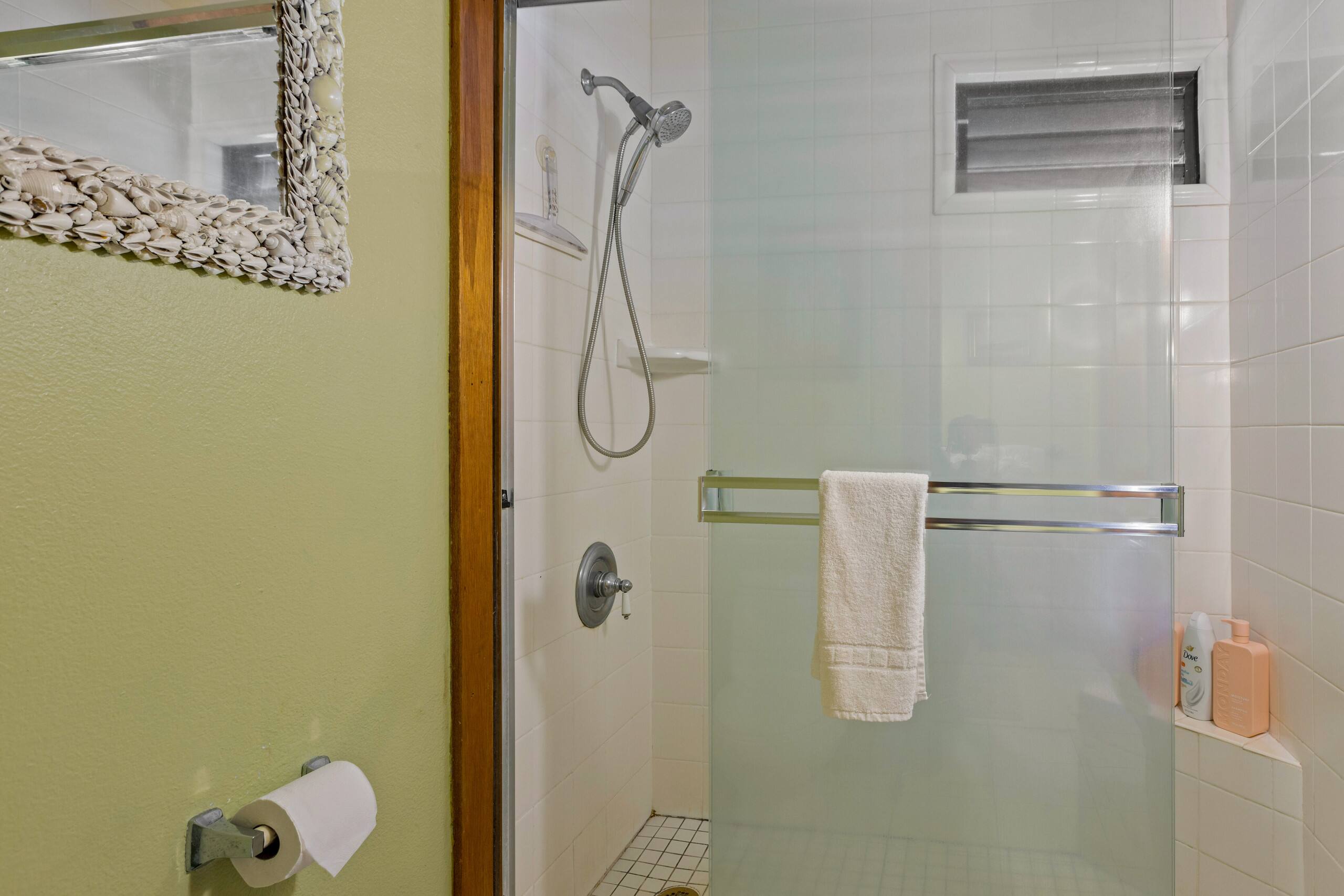 Condo in Koloa · ★4.56 · 1 bedroom · 2 beds · 1 shared bath - Image 12