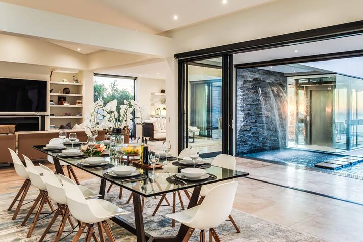 Spectacular Holiday Villa w Private Pool and Gym P gallery image 2