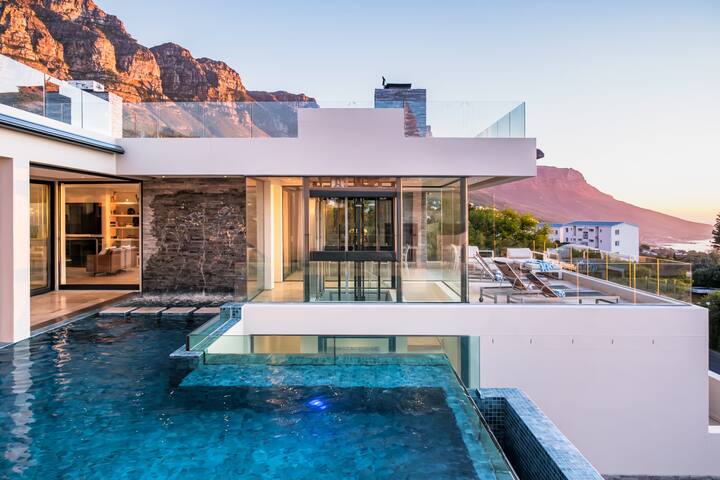 Spectacular Holiday Villa w Private Pool and Gym P