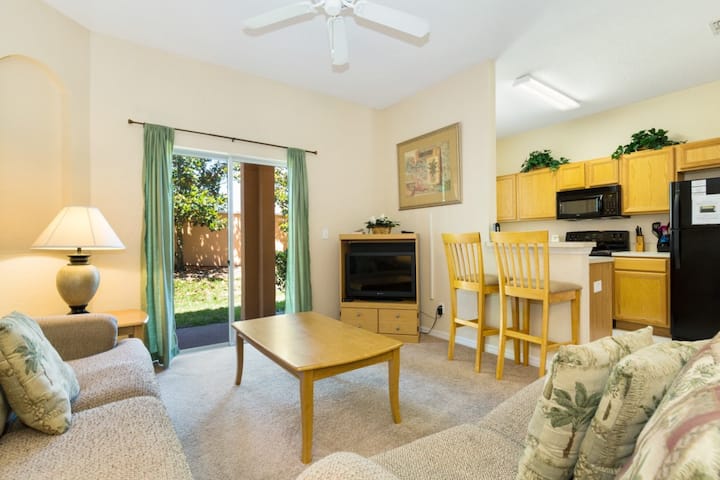 Luxury Regal Oaks Townhome Near Disney With Resort-style Amenities & Old Town Fu - Florida