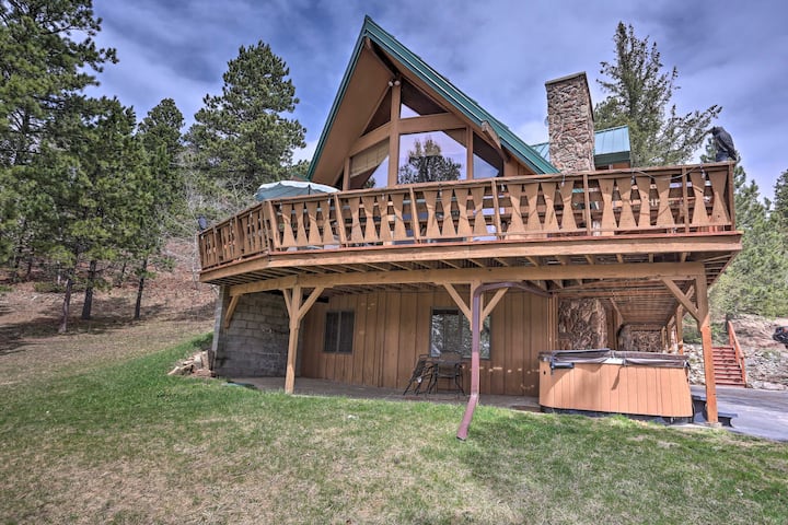 Black Hills Hideaway w/ Wraparound Deck & Hot Tub! - Houses for Rent in  Lead, South Dakota, United States - Airbnb