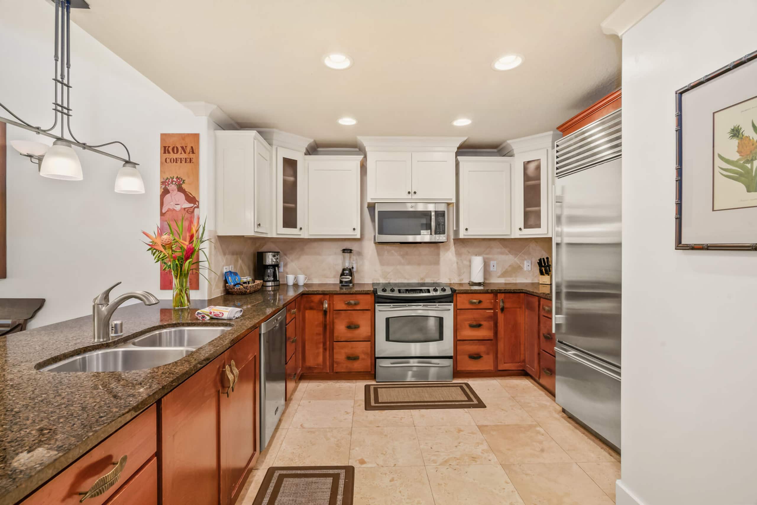 Townhouse in Koloa · ★4.86 · 4 bedrooms · 6 beds · 3 private baths - Image 3