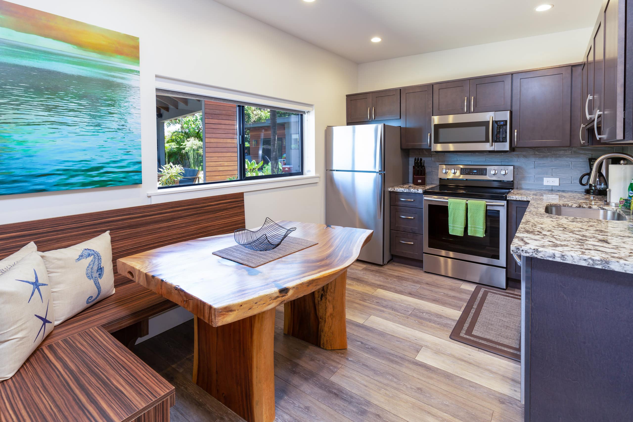 Home in Kihei · ★5.0 · 10 bedrooms · 10 beds · 10 baths - Image 5