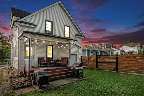 PlainLivin-Walk 2 Journeyman/Pet Friendly/Downtown