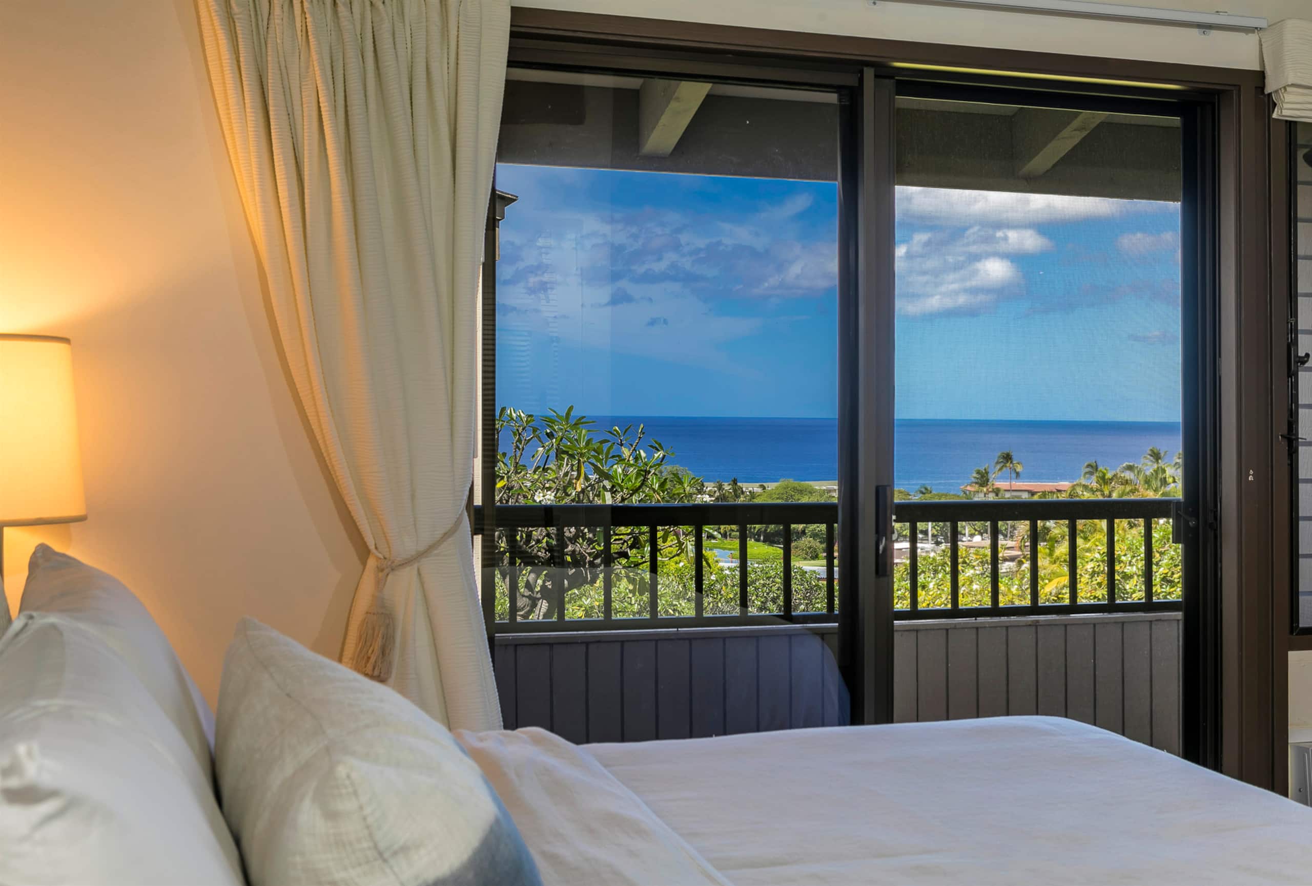 Condo in Kihei · ★4.8 · 2 bedrooms · 4 beds · 2 shared baths - Image 25